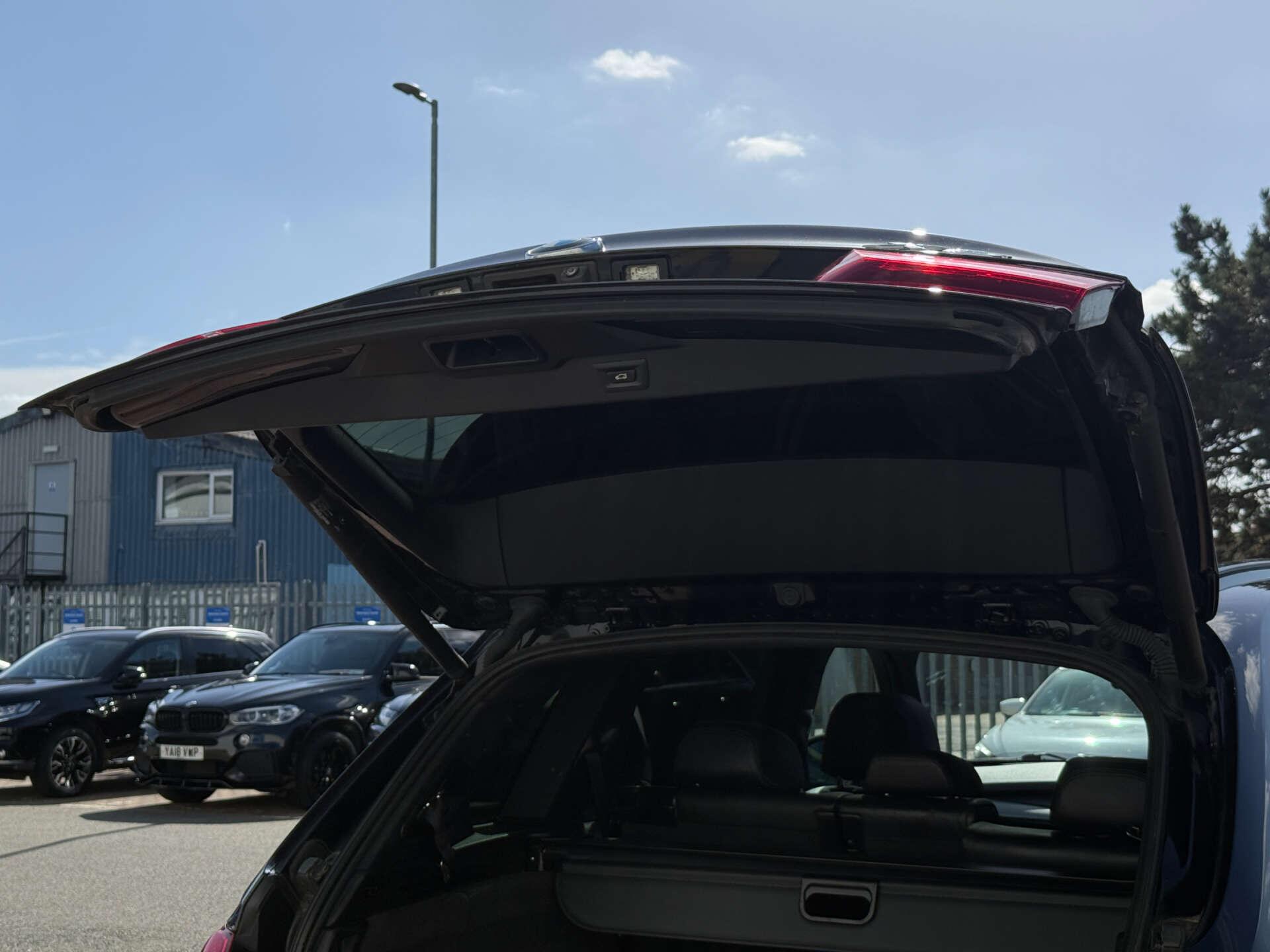 BMW X5 view 33