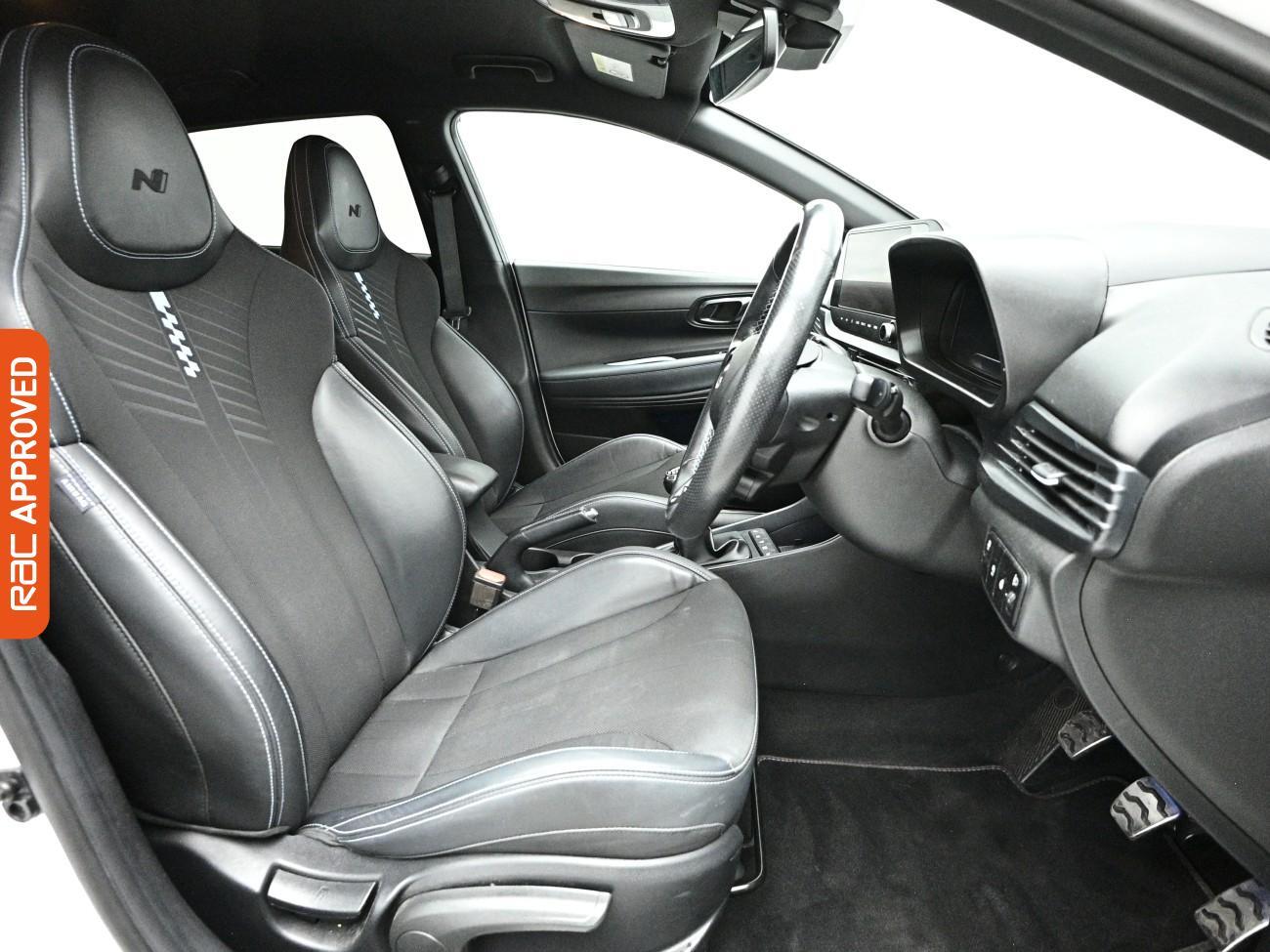 Hyundai i20 view 12