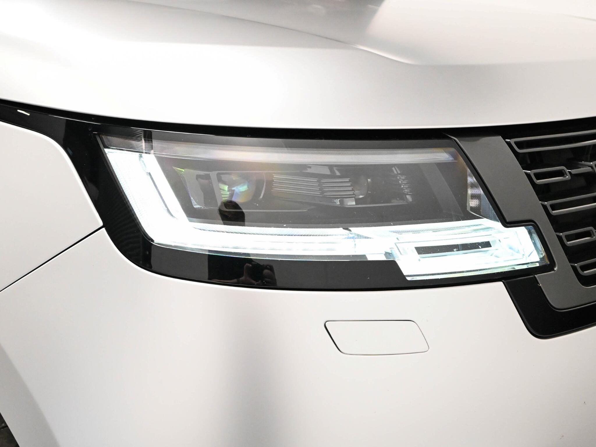 Land Rover Range Rover view 28