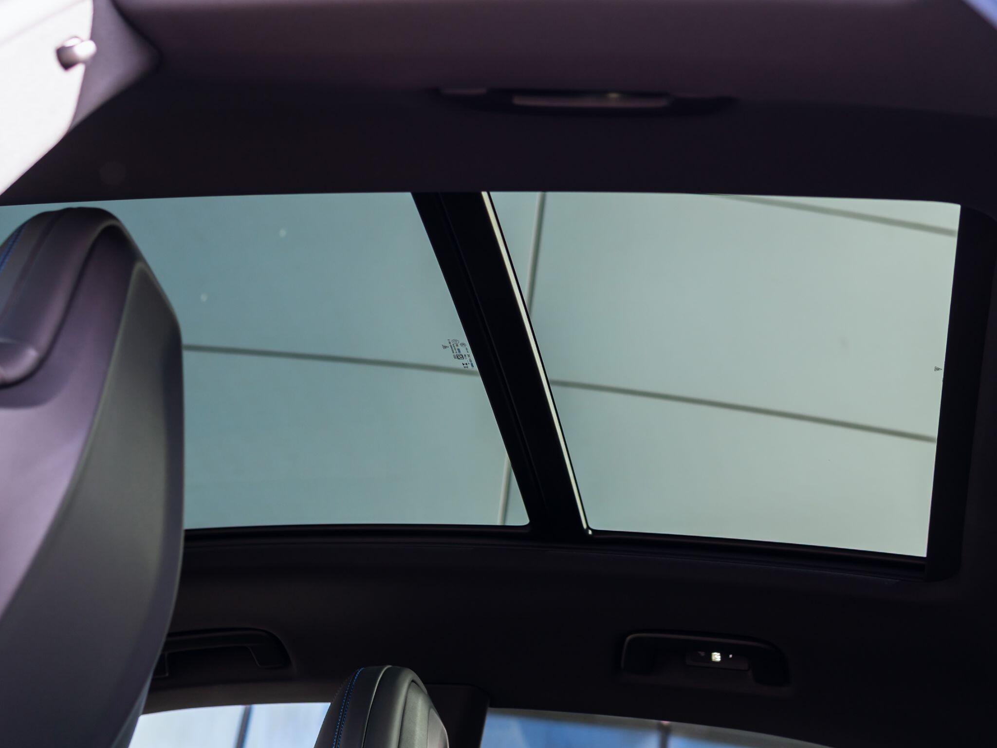 Porsche Macan view 32