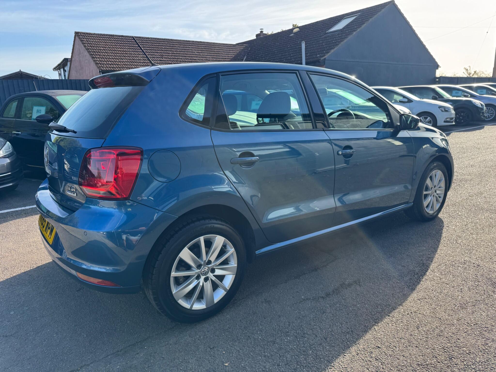 Volkswagen Polo view 14