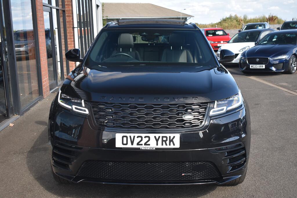 Land Rover Range Rover Velar view 3