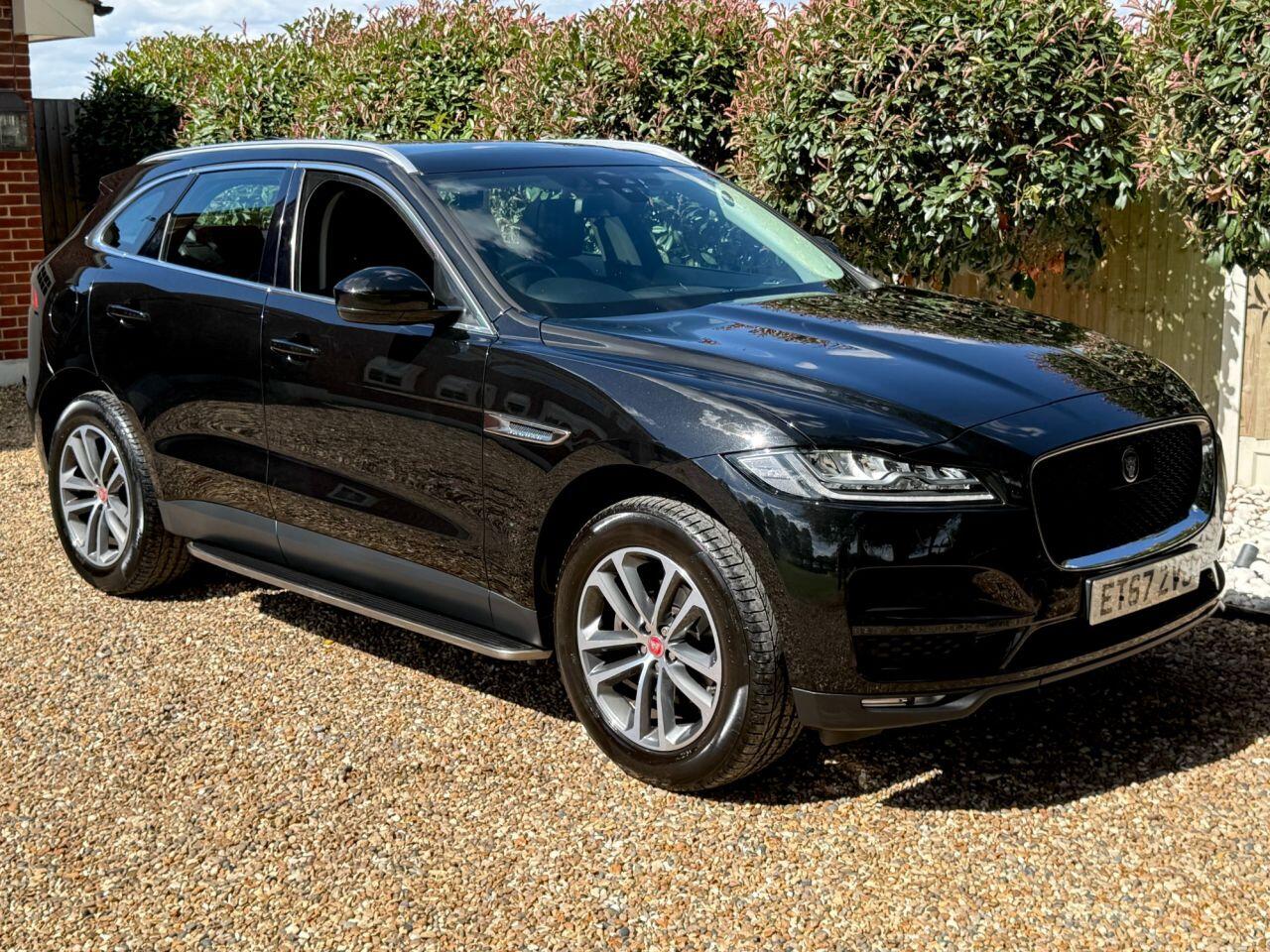 Jaguar F-Pace view 4