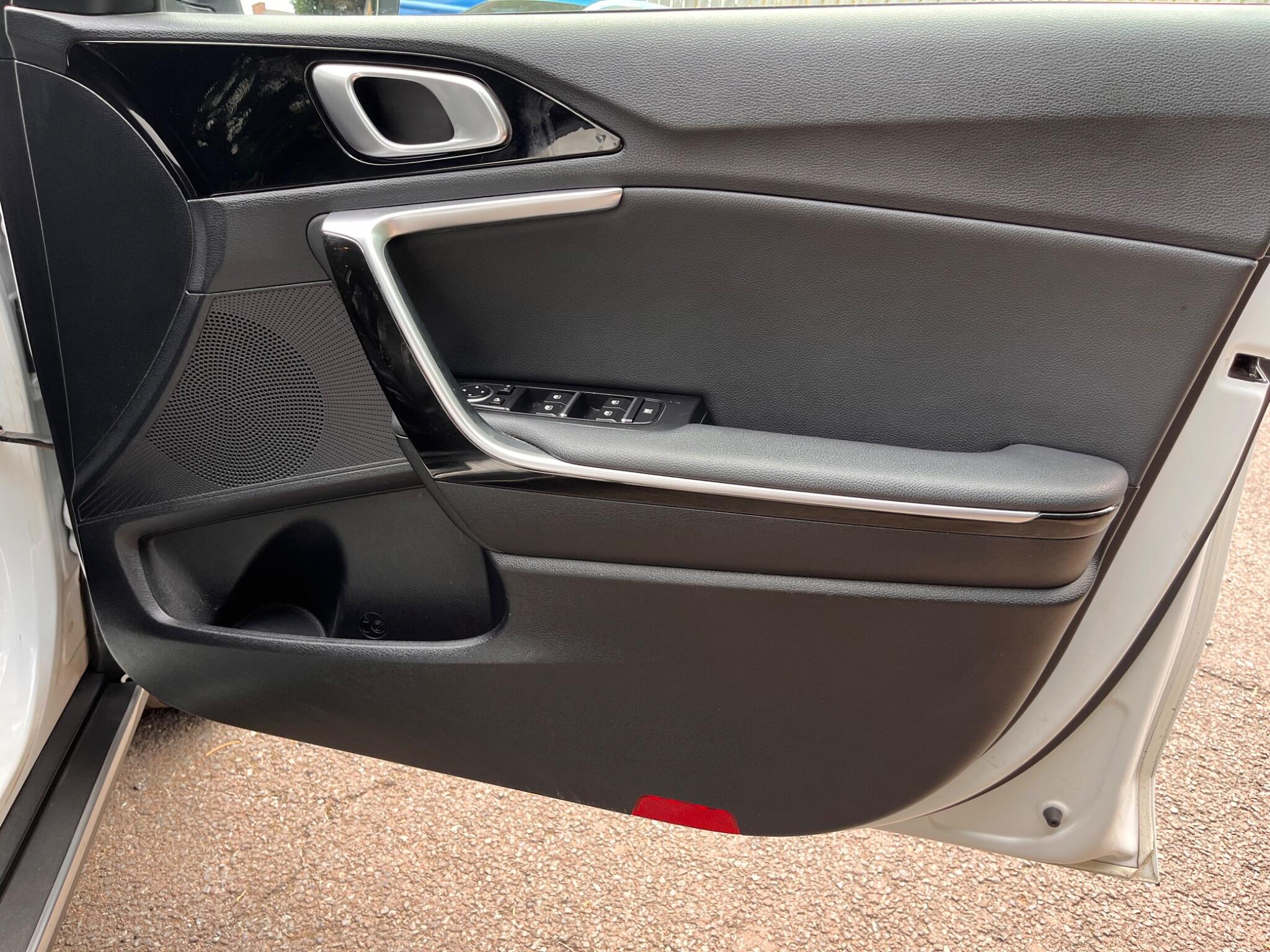 Kia Xceed view 31