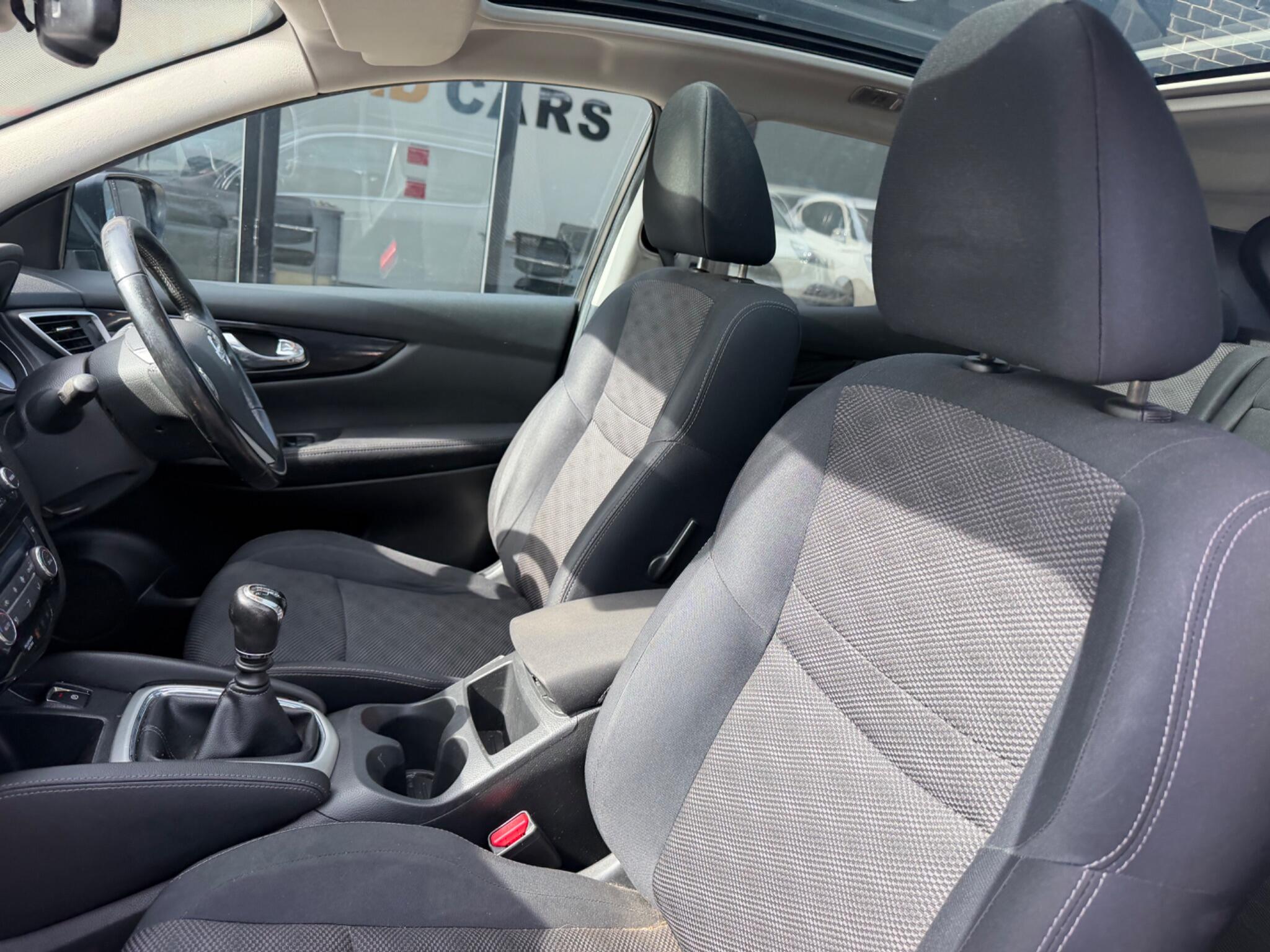Nissan Qashqai view 18