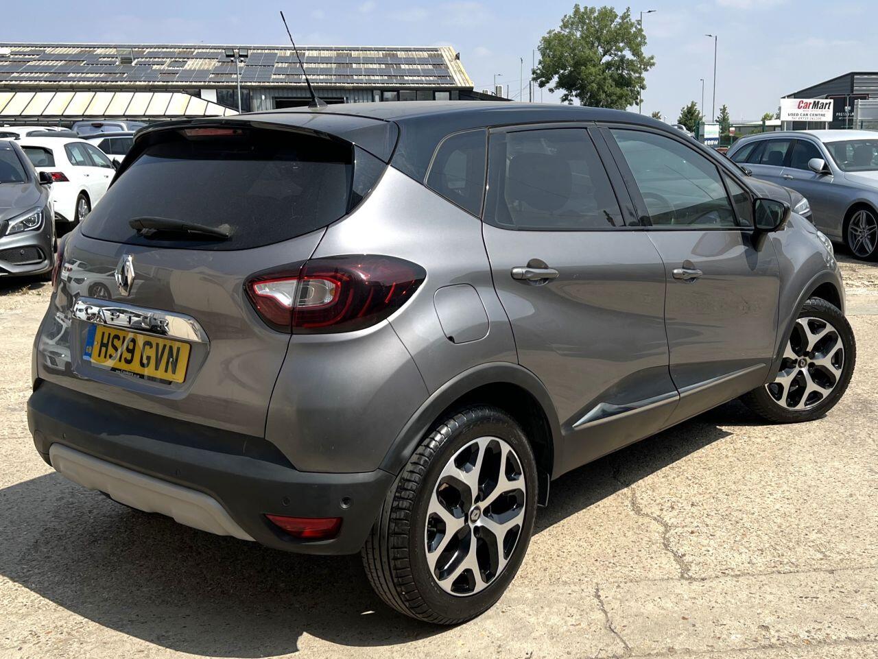 Renault Captur view 3