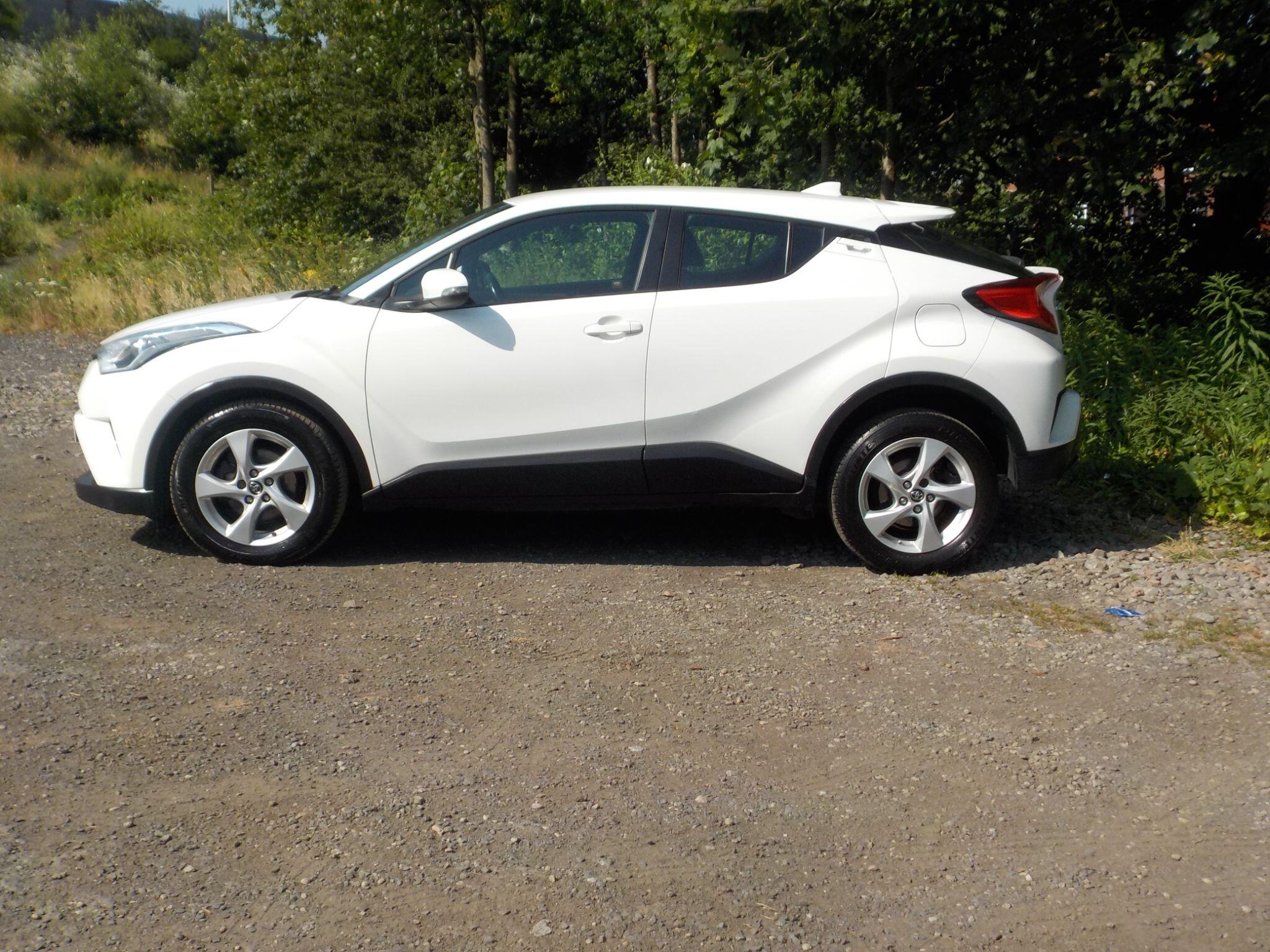 Toyota C-HR 1.2 VVT-i Icon Euro 6 (s/s) 5dr