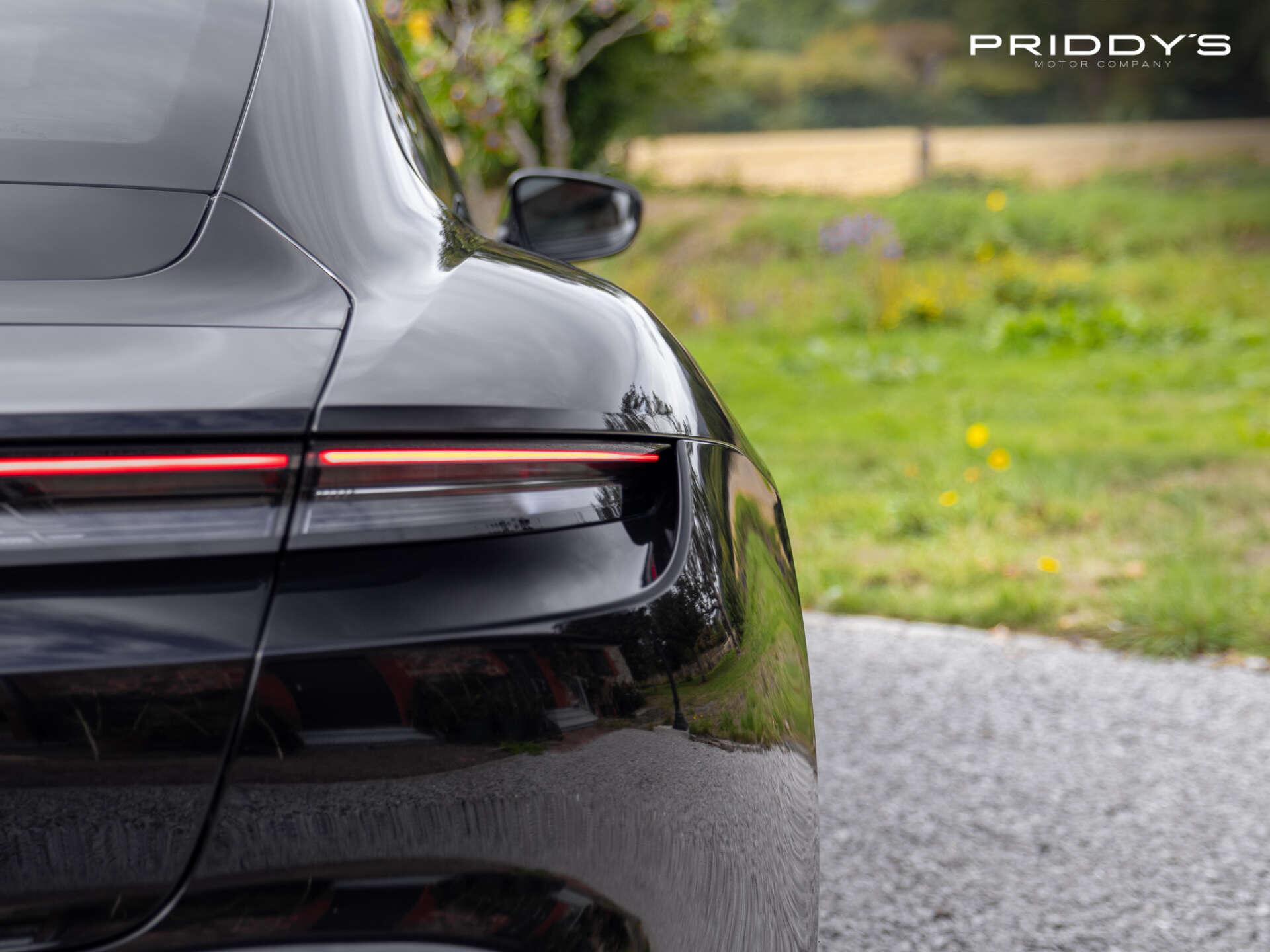 Porsche Taycan view 28