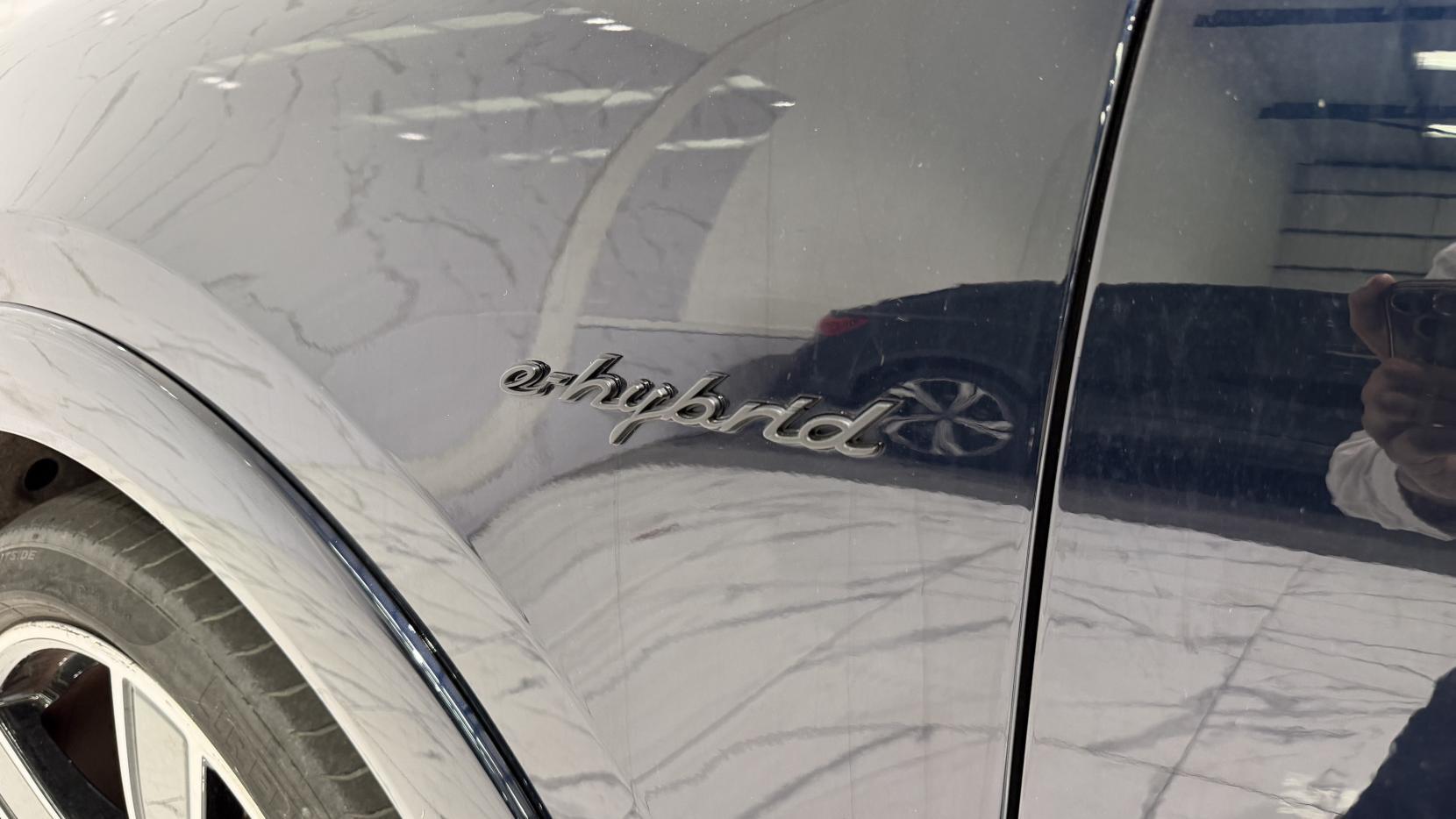 Porsche Cayenne view 42