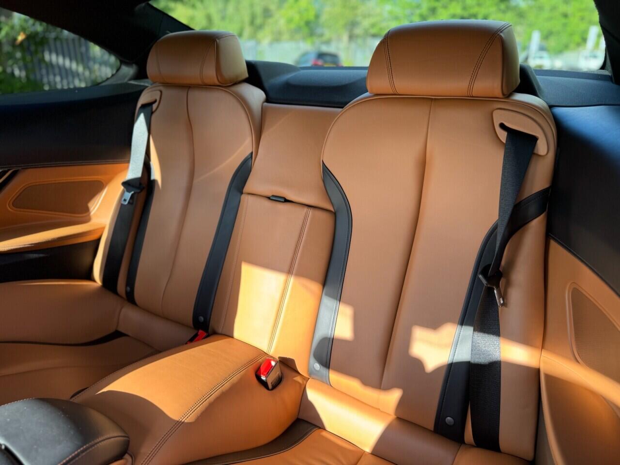 BMW 6 Series view 36