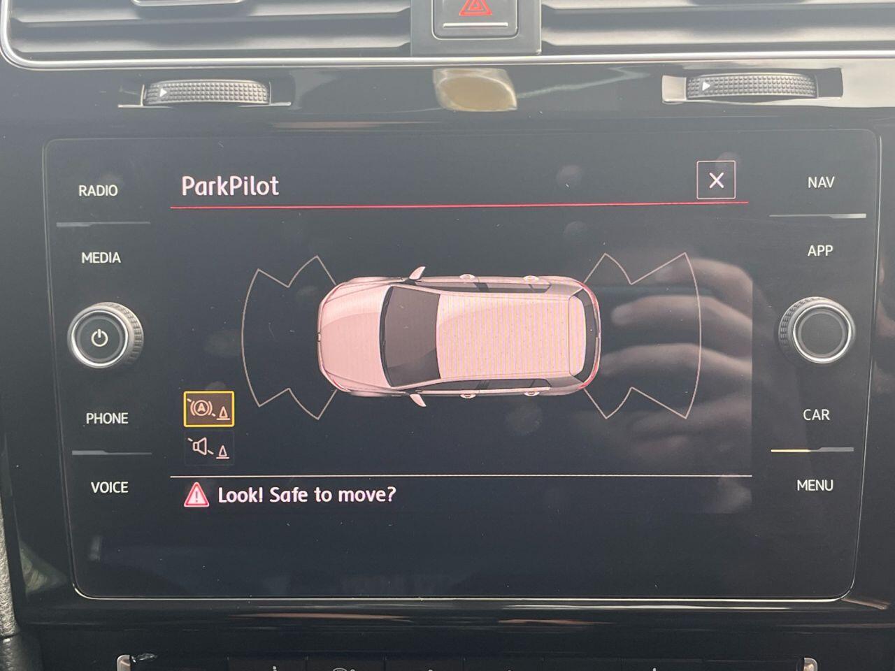 Volkswagen Golf view 27