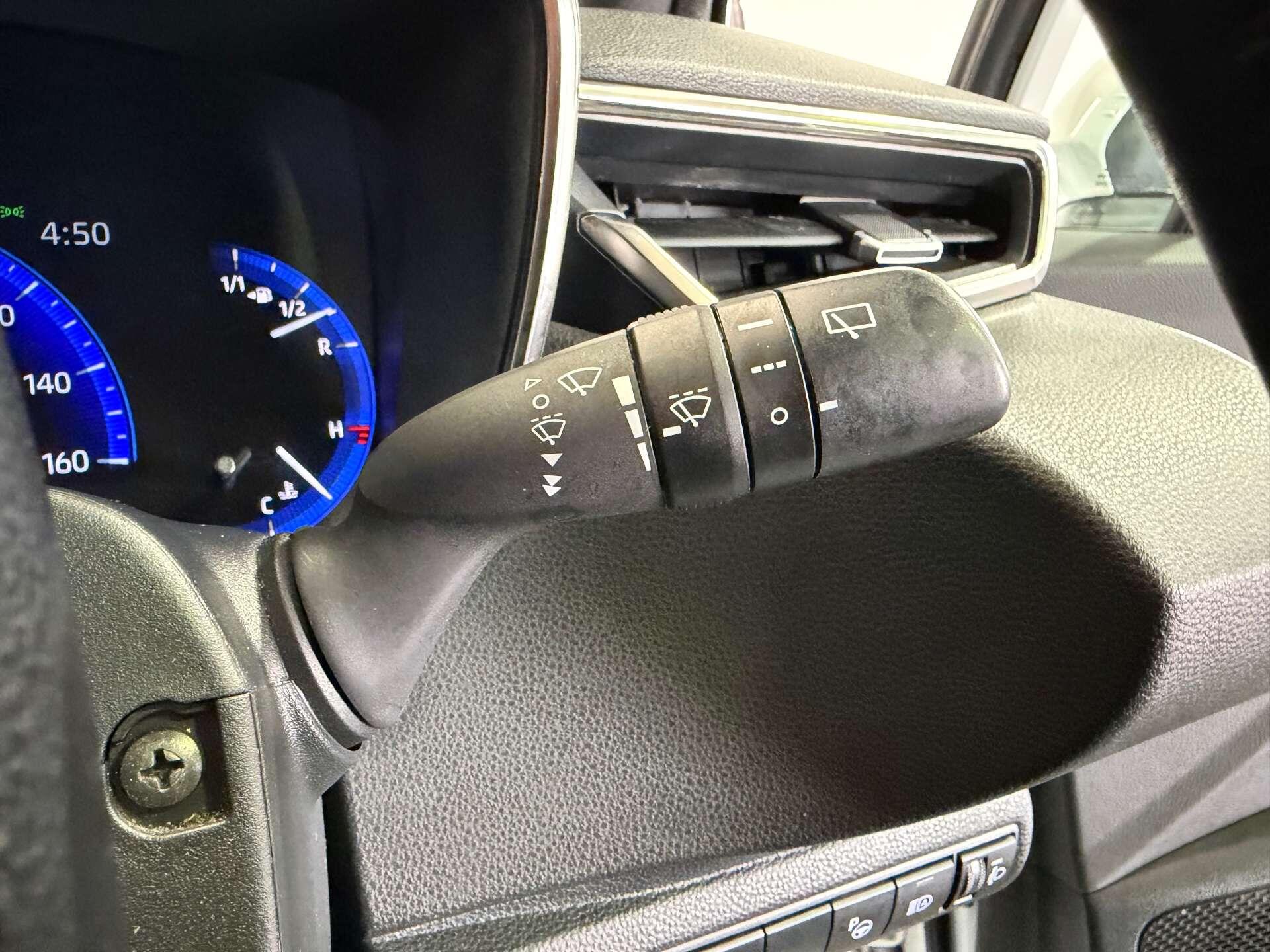 Toyota Corolla view 28