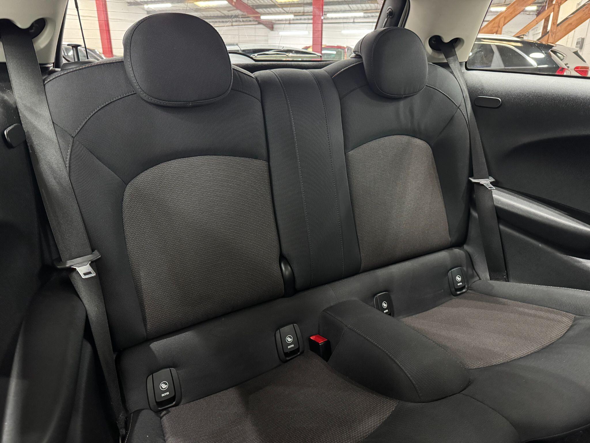 Mini Hatch view 44
