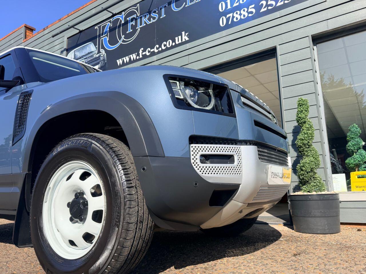 Land Rover Defender view 6