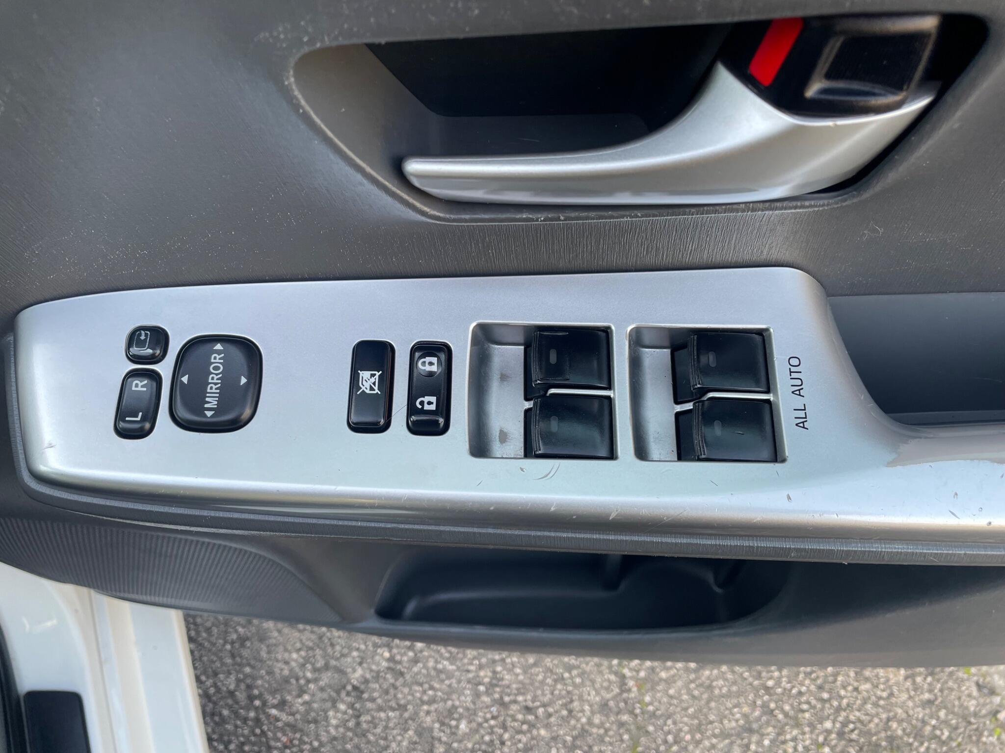 2014 Toyota Prius 1.5 CVT 4dr • 101,741 miles image 42