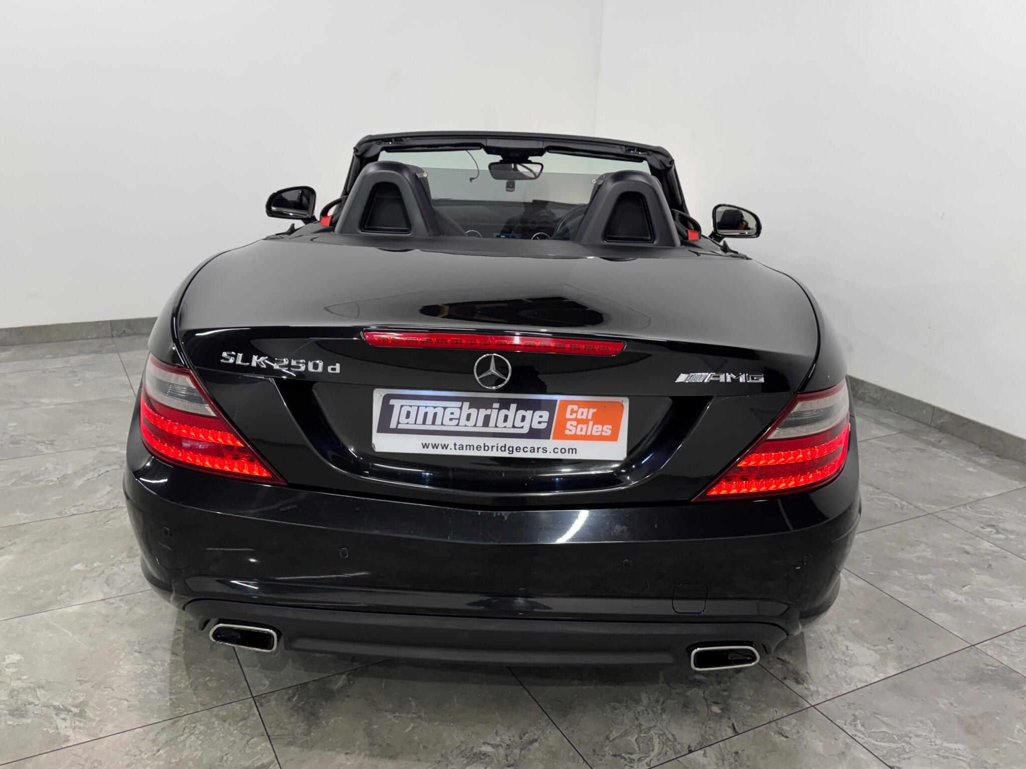 Mercedes-Benz SLK view 9