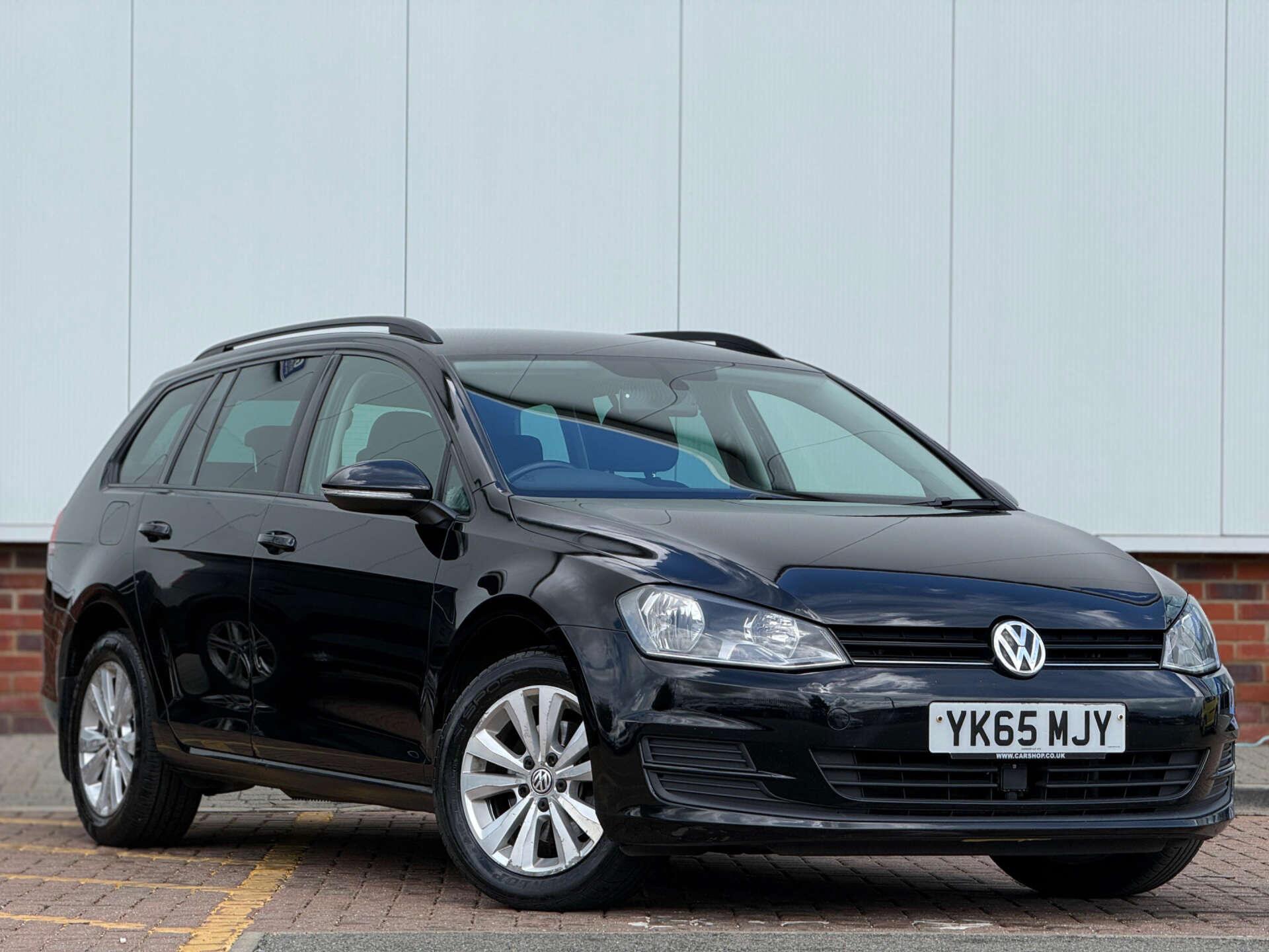 Volkswagen Golf view 6