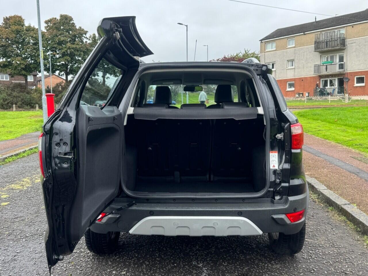 Ford Ecosport view 6