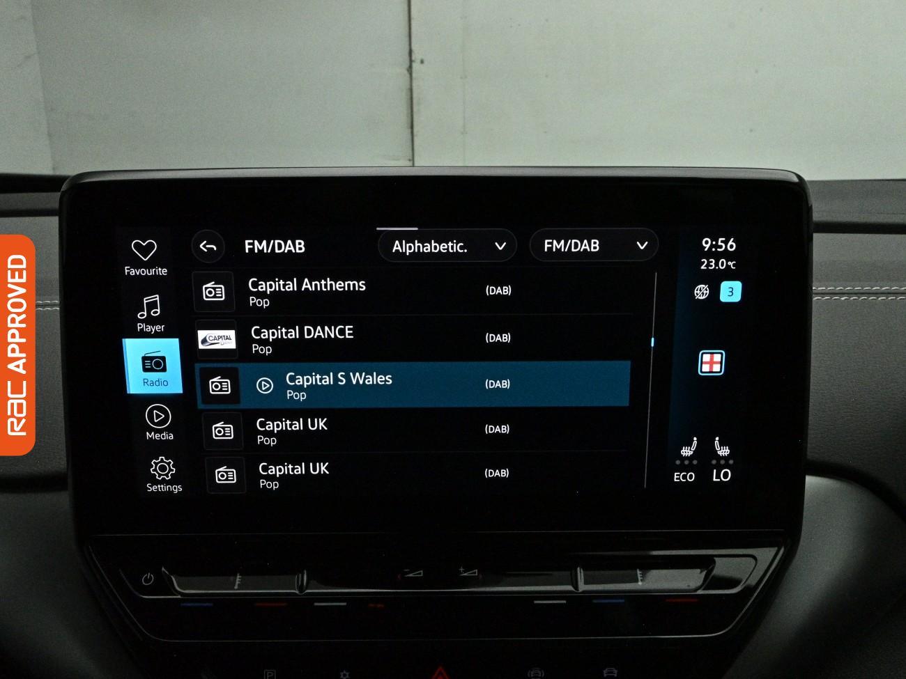 Volkswagen Id.4 view 16