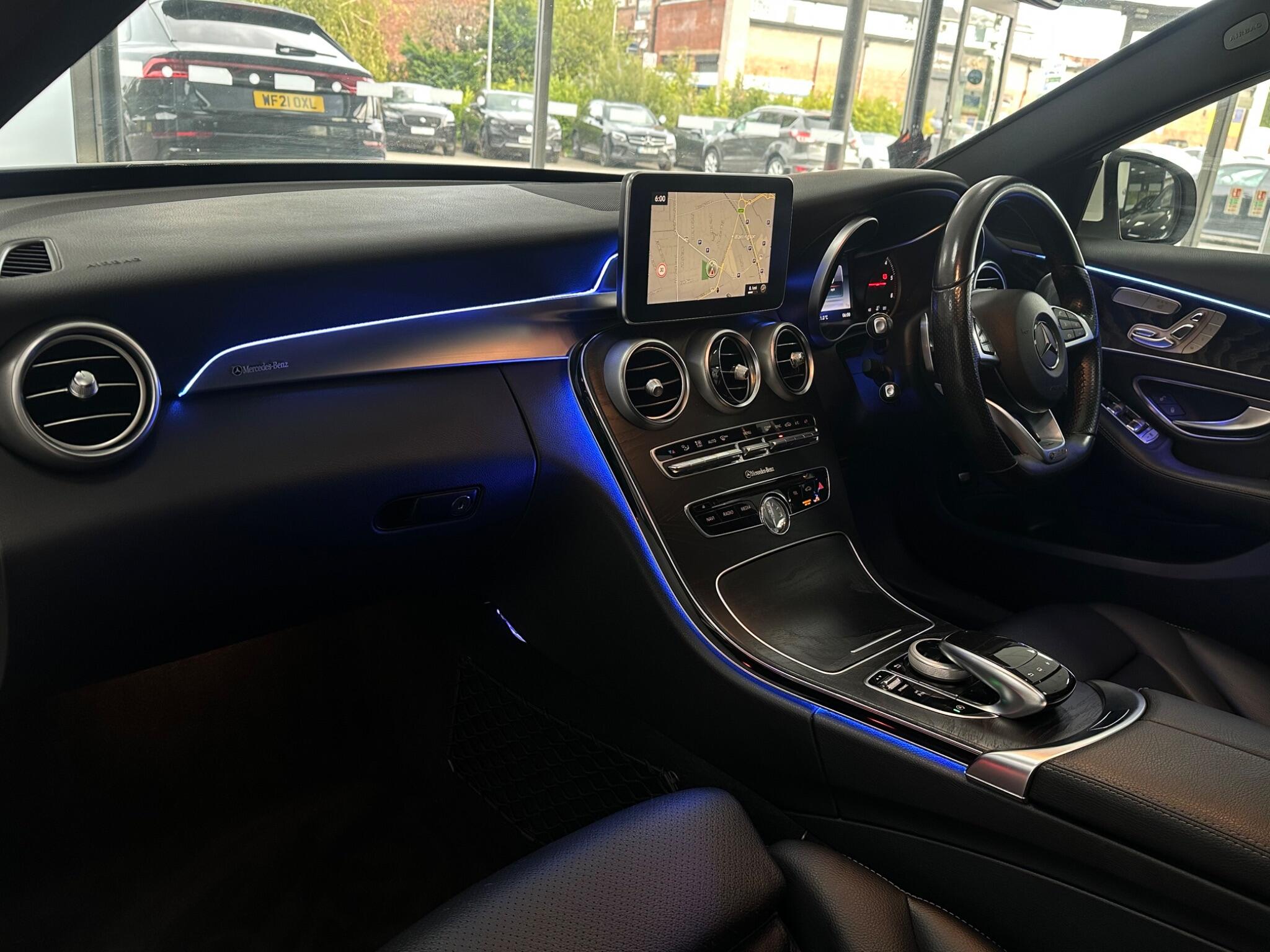 Mercedes-Benz C Class view 39