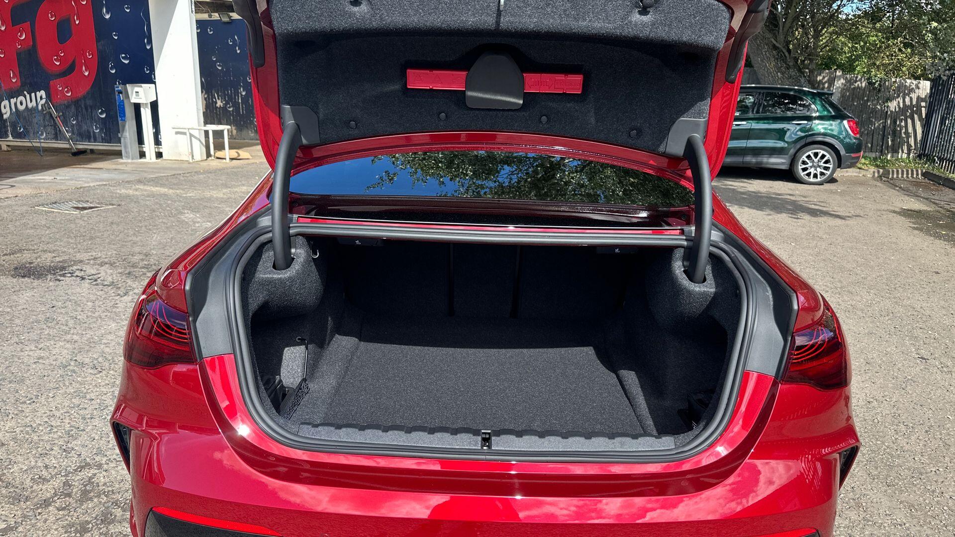 BMW 4 Series view 13