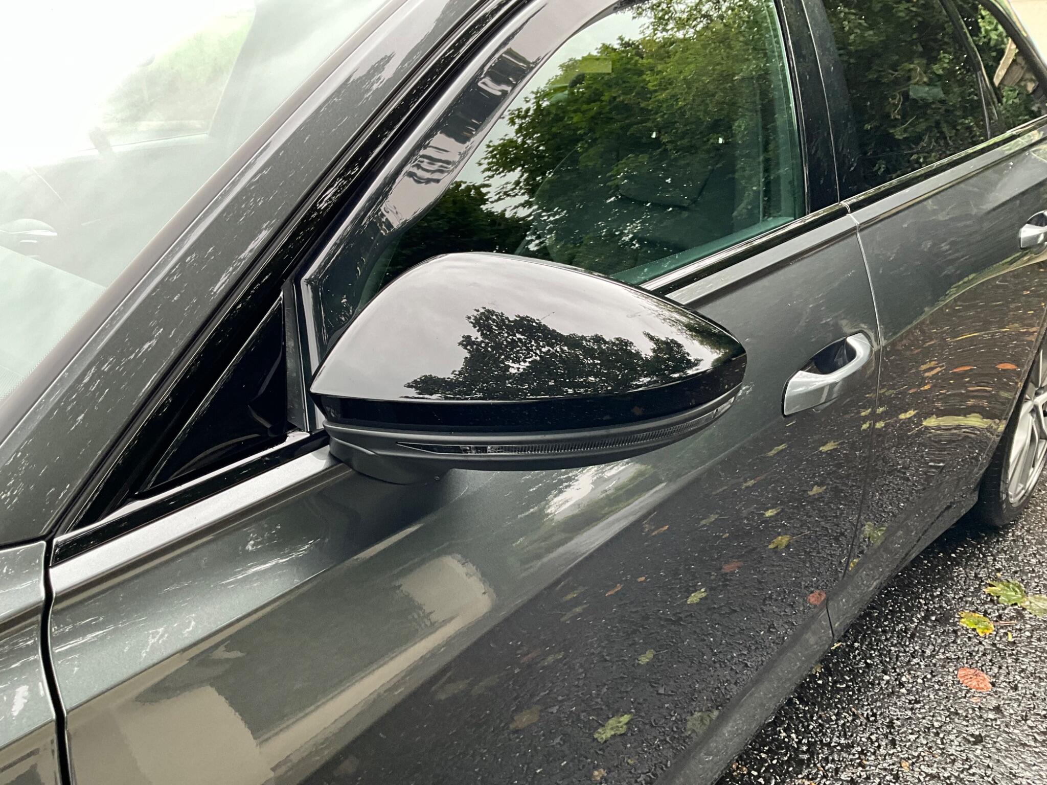 Audi A6 Avant view 40