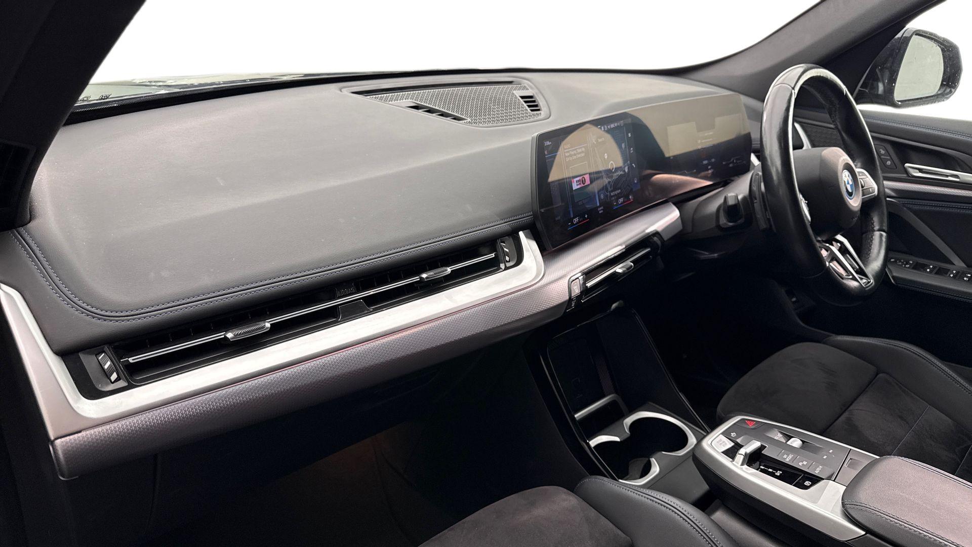 BMW X1 view 7