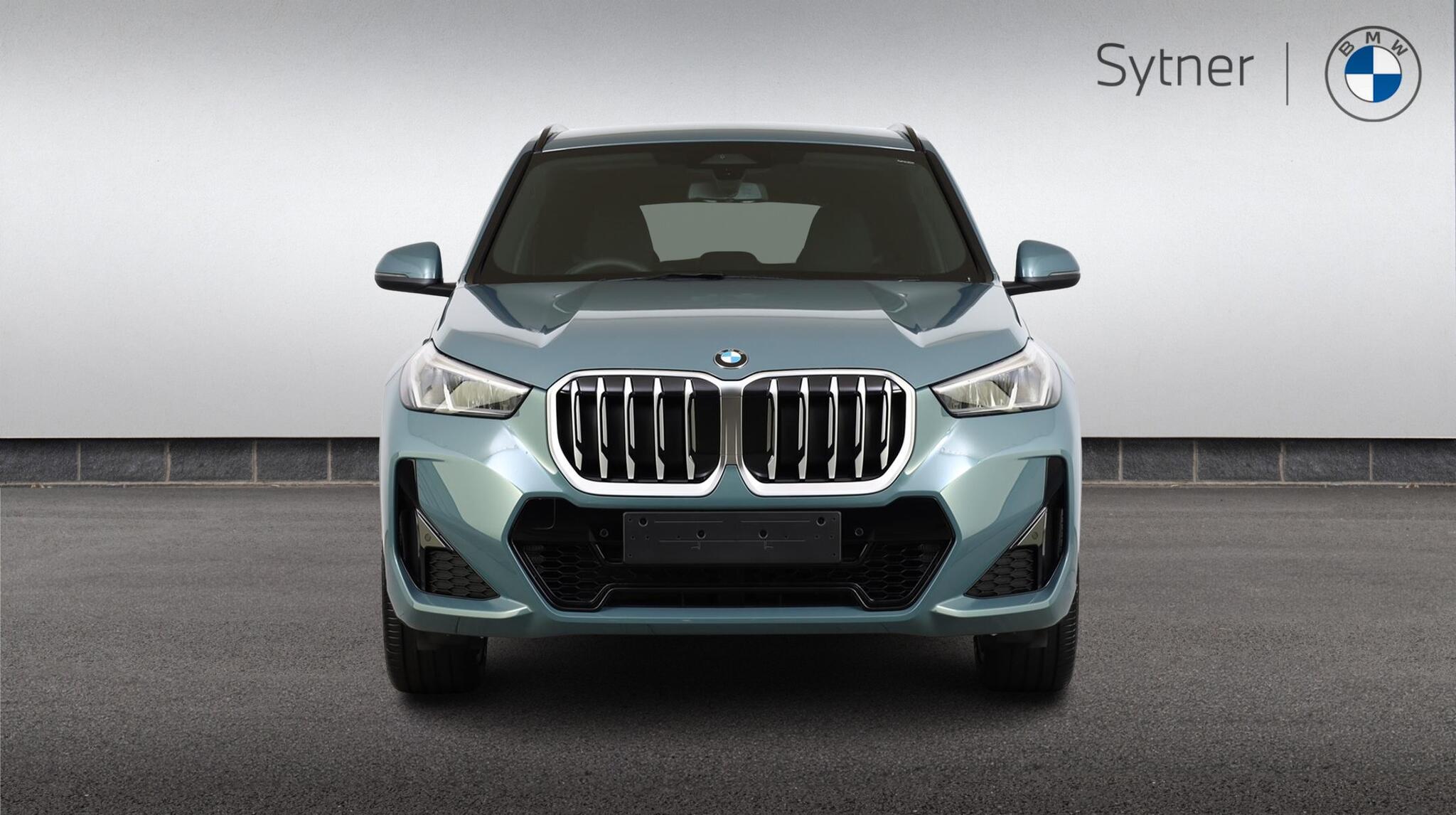 BMW X1 view 16