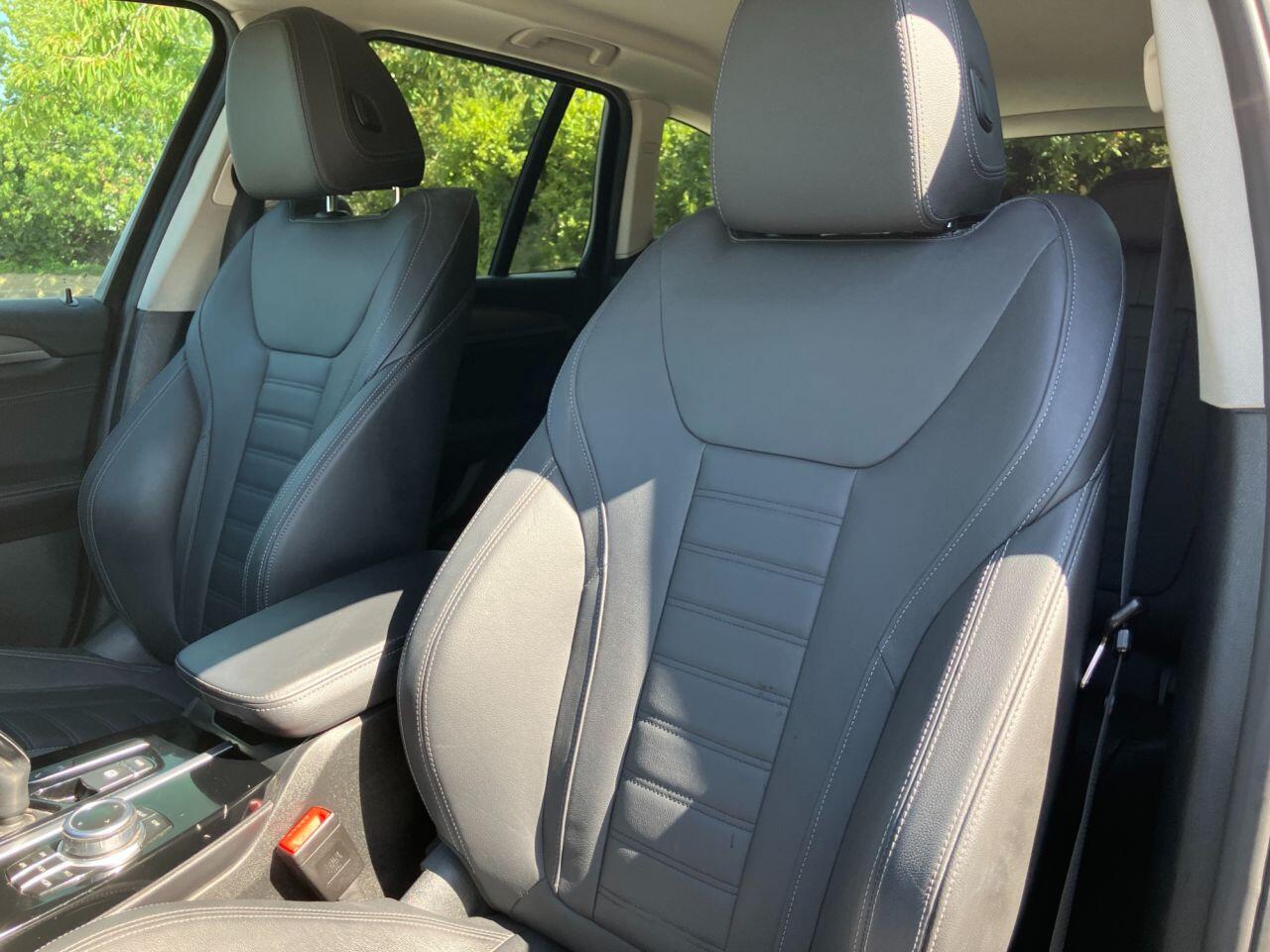 BMW X3 view 25