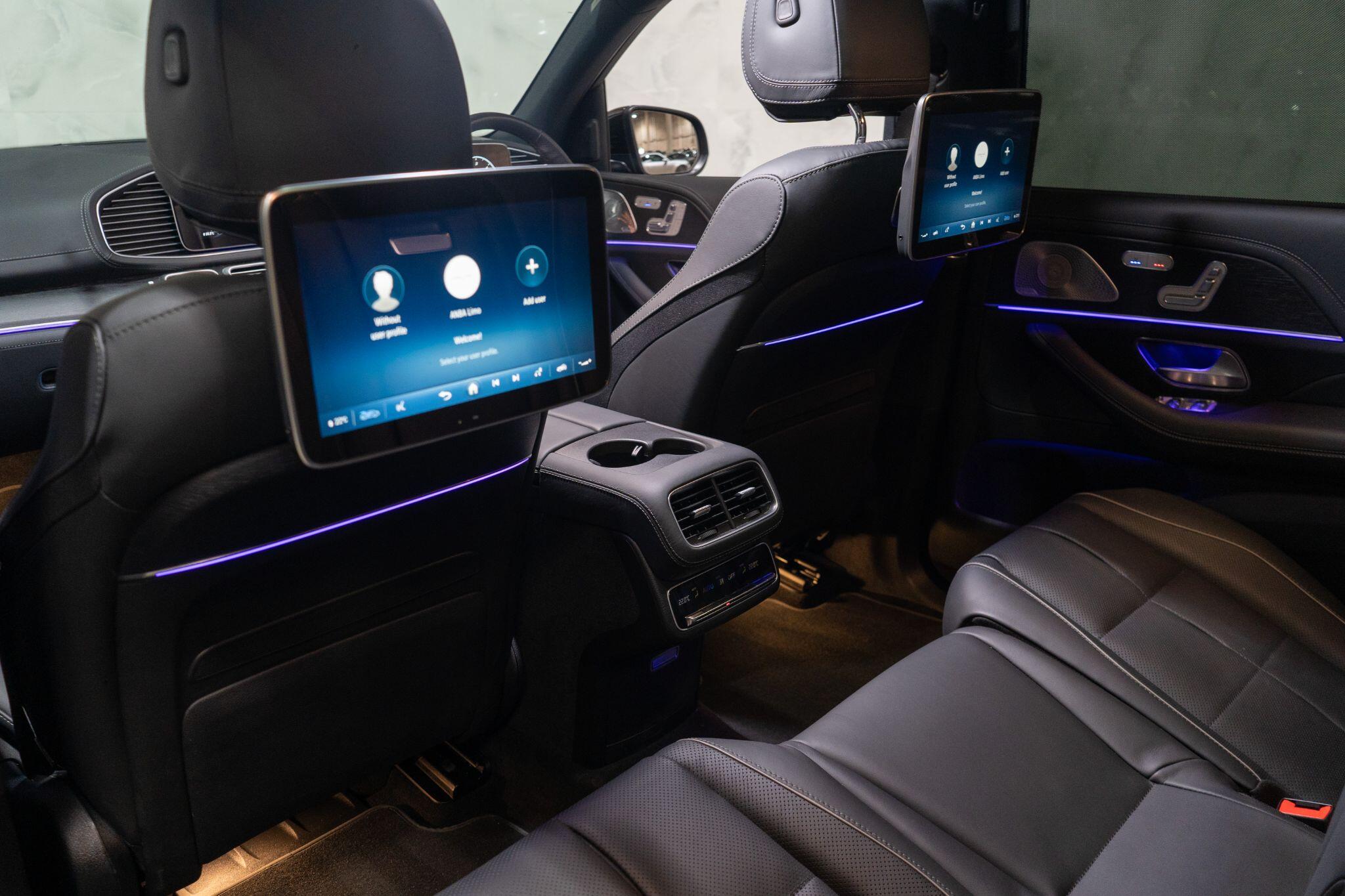 Mercedes-Benz GLS view 50