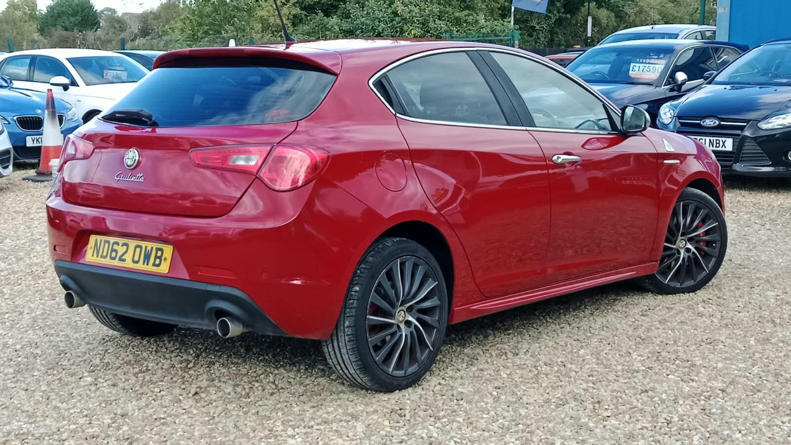 Alfa Romeo Giulietta view 3
