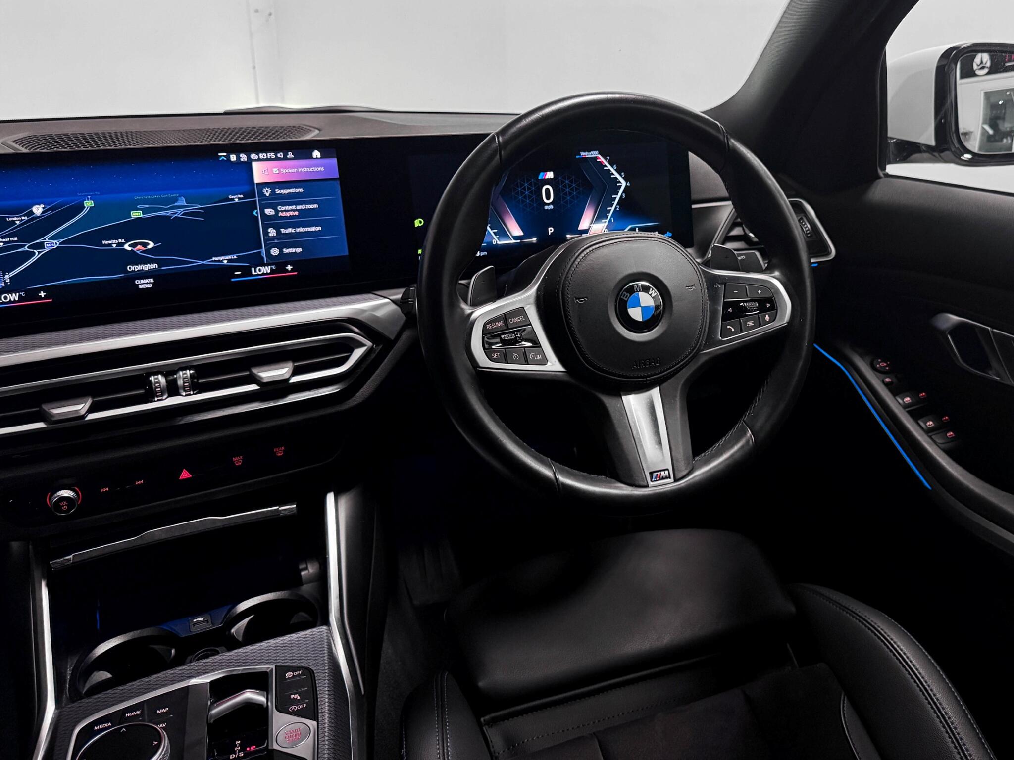BMW 3 Series view 14