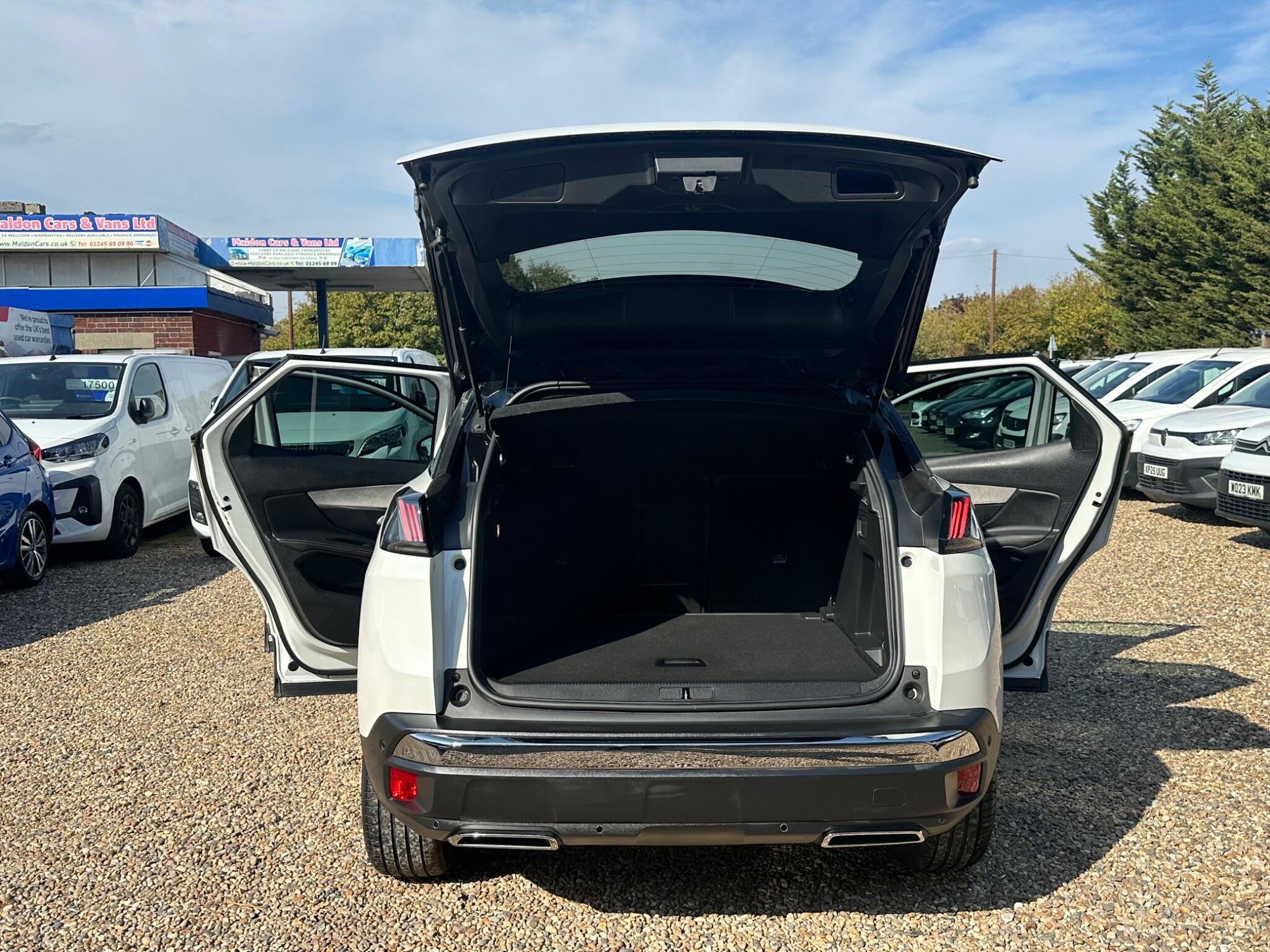 Peugeot 3008 view 23