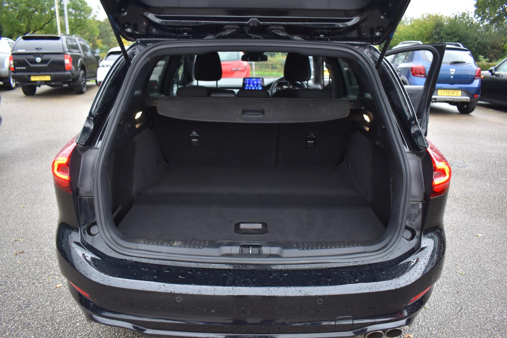 Focus - 1.0T EcoBoost ST-Line Style Euro 6 (s/s) 5dr - Image 25