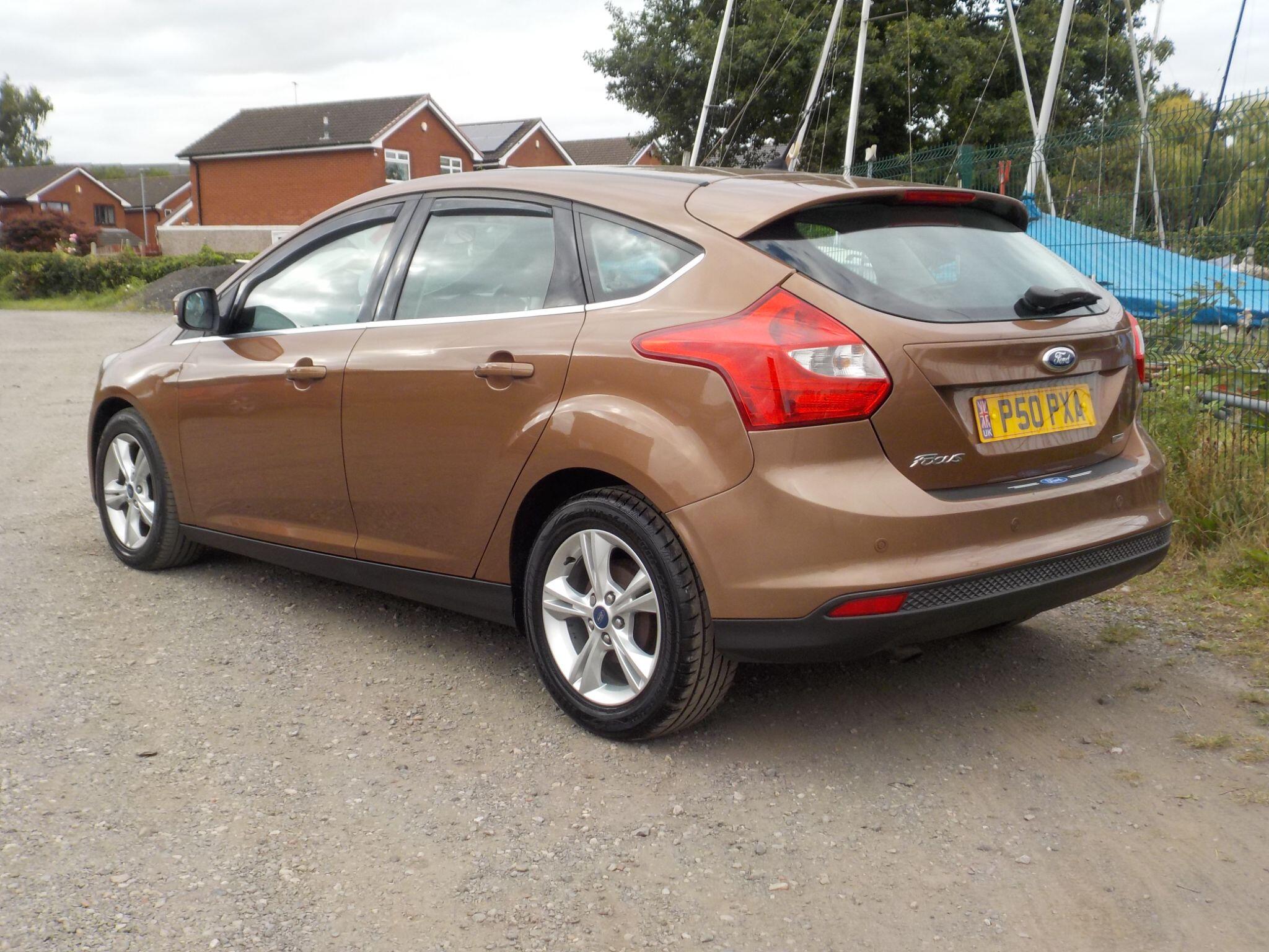 Ford Focus 1.6 TDCi Zetec Euro 5 (s/s) 5dr