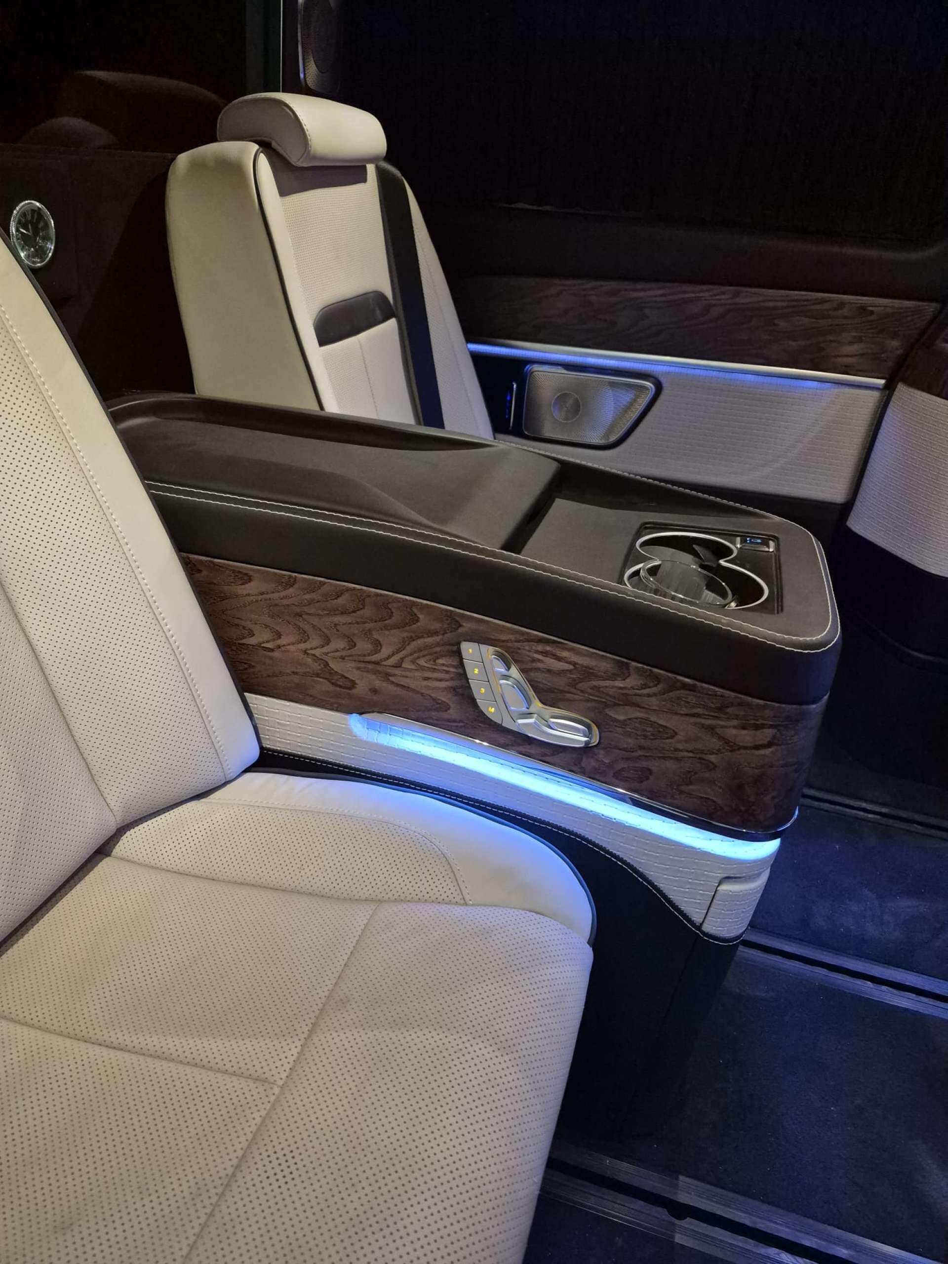 Mercedes-Benz Vito view 13