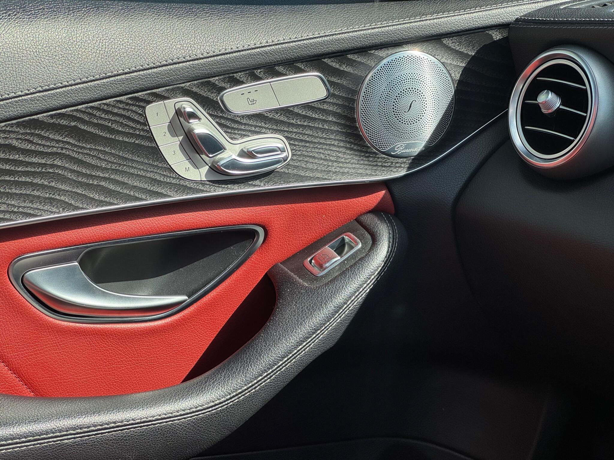 Mercedes-Benz C-Class view 58
