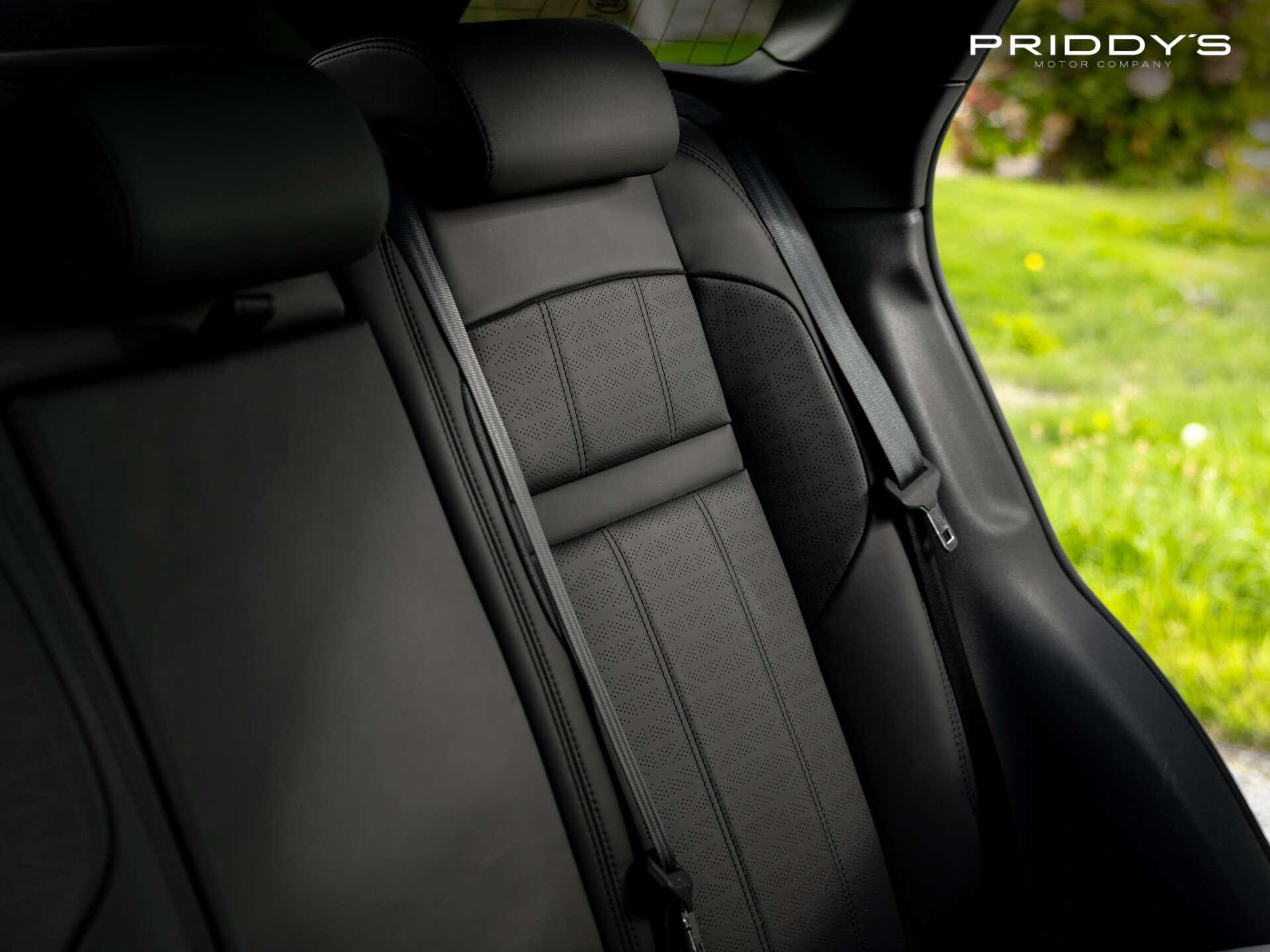 Land Rover Range Rover Evoque view 24