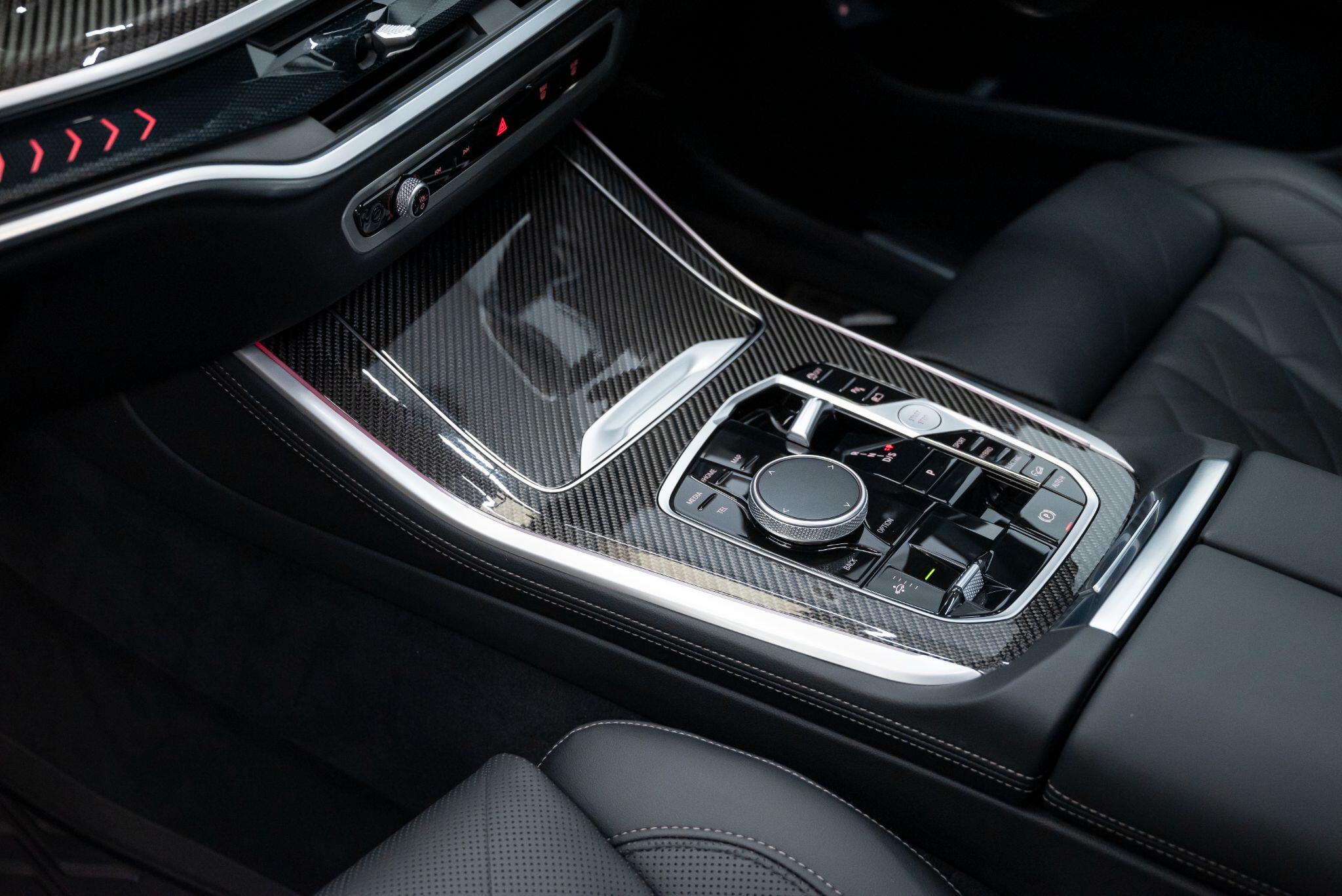 BMW X5 view 15