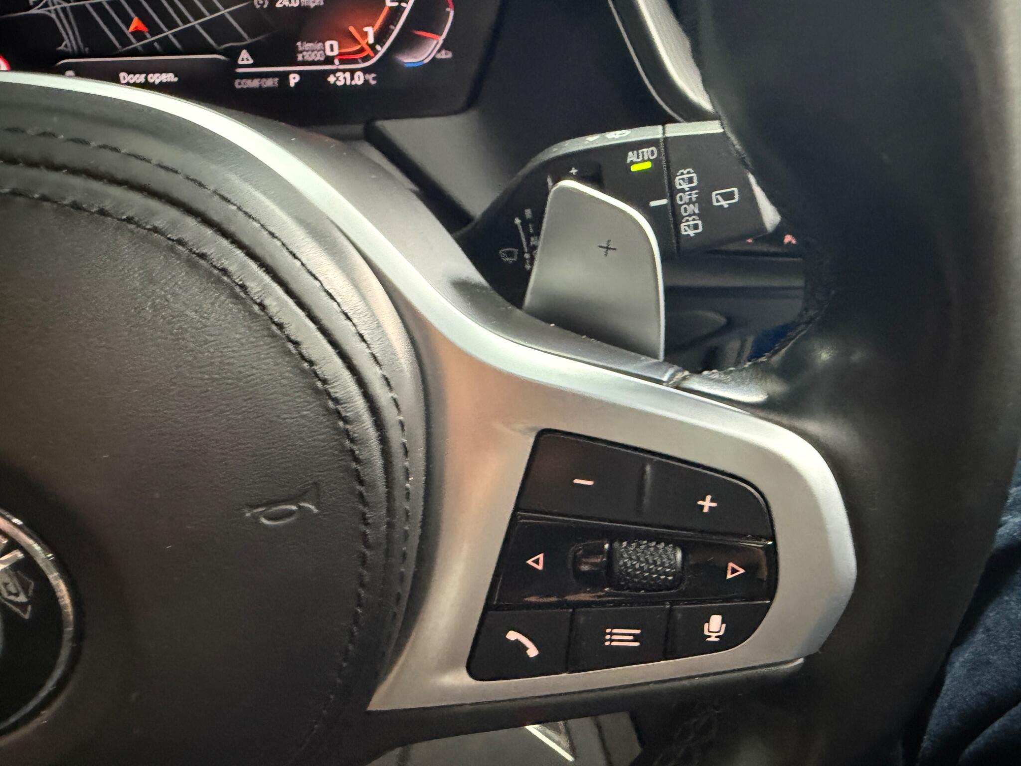 BMW 1 Series view 77