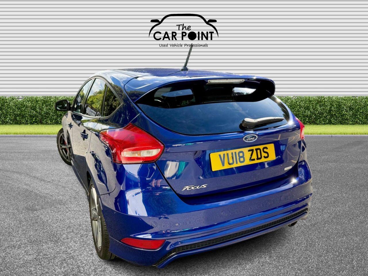 Ford Focus view 10