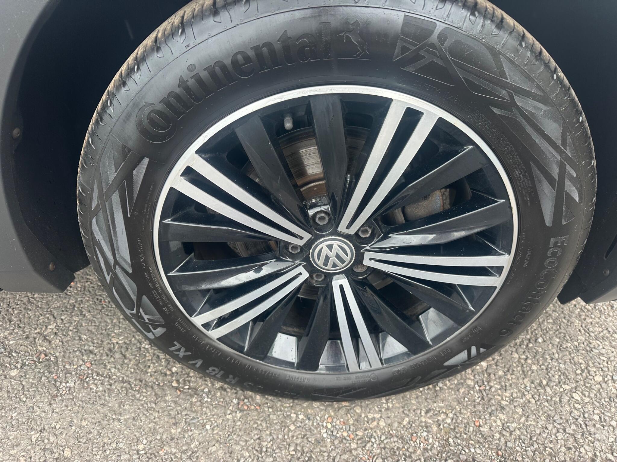 Volkswagen Tiguan view 31