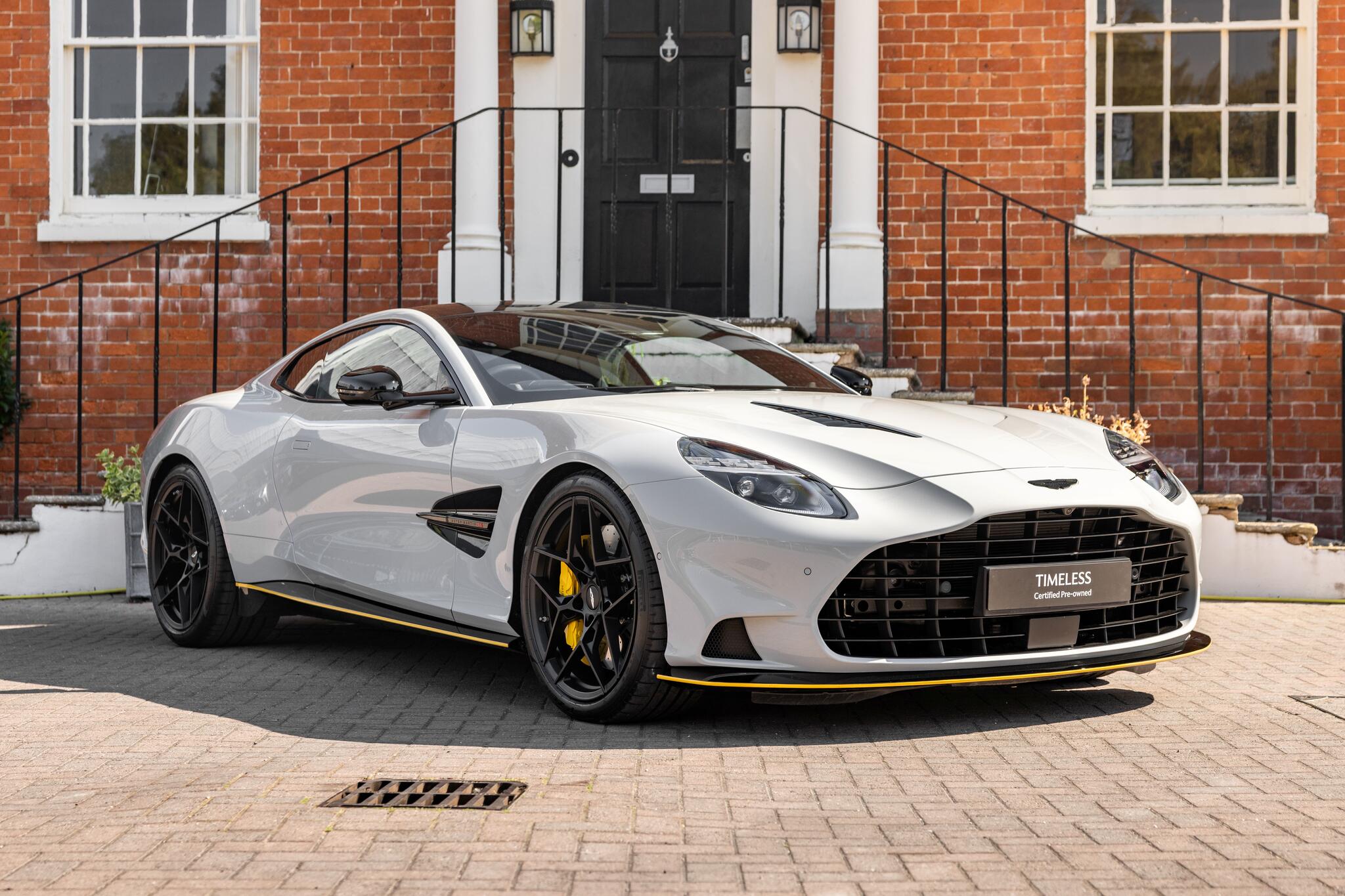 Aston Martin Vanquish