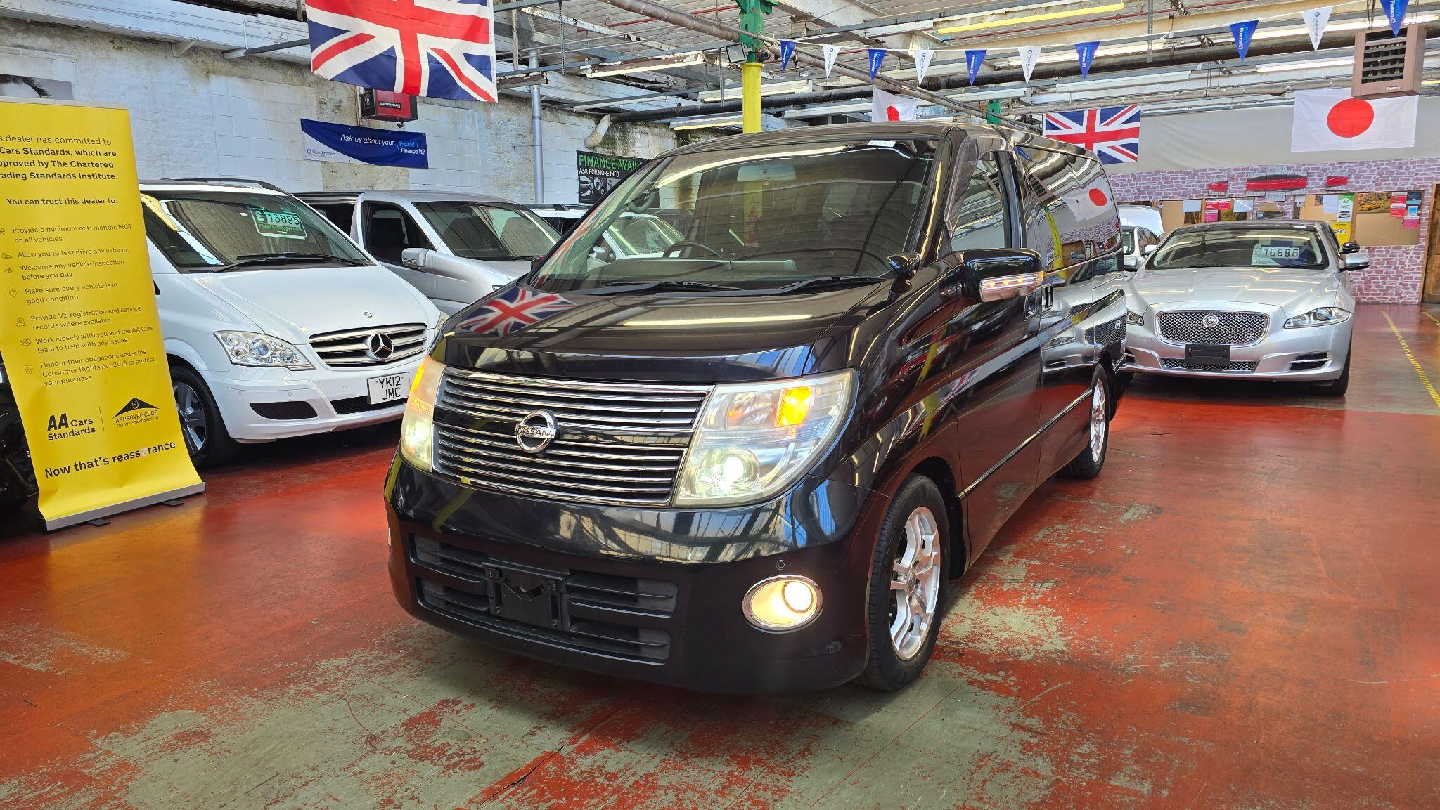 2009 Nissan Elgrand in Black for sale