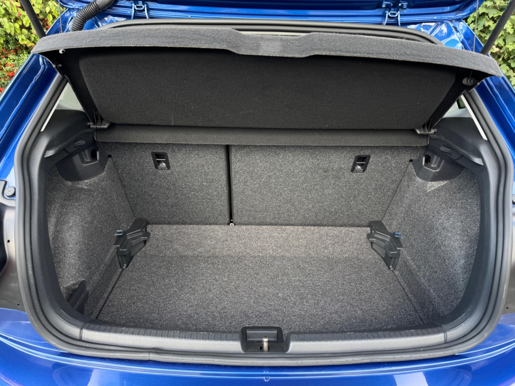 Volkswagen Polo view 47