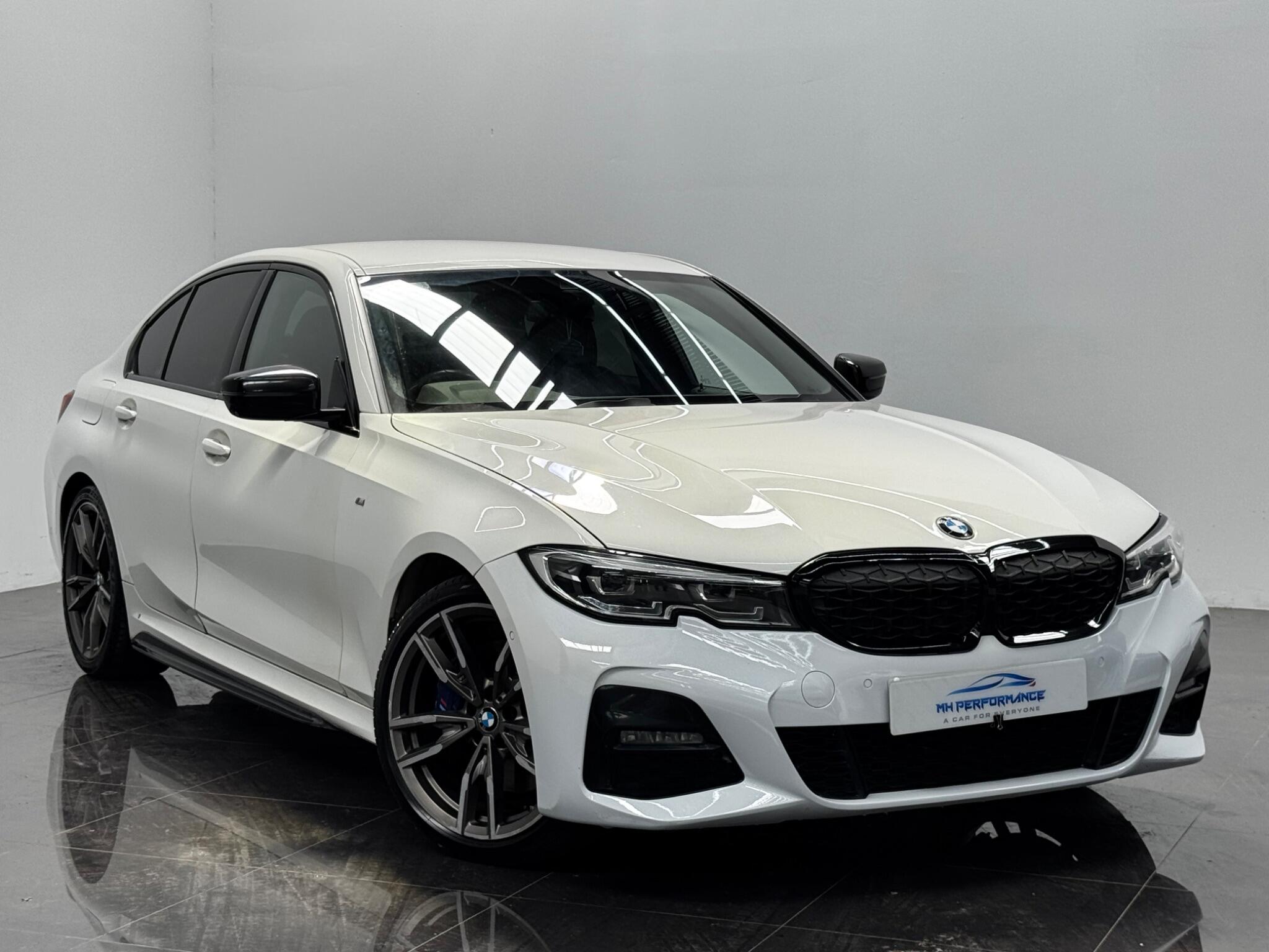 BMW 3 Series view 3