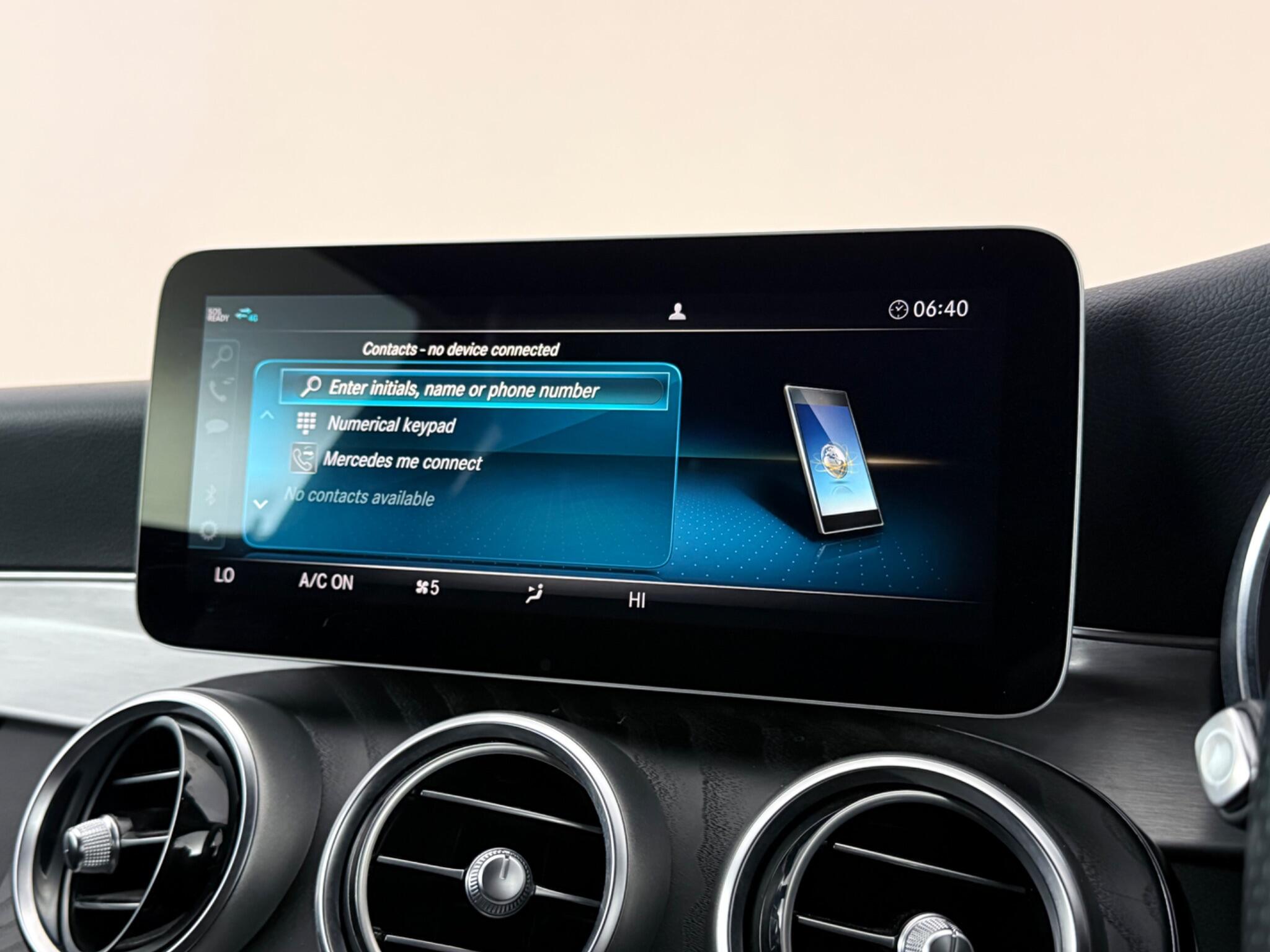 Mercedes-Benz C-Class view 24