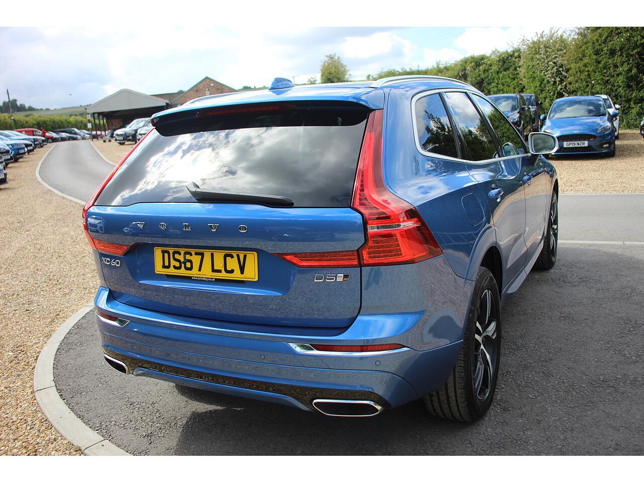 Volvo XC60 view 12