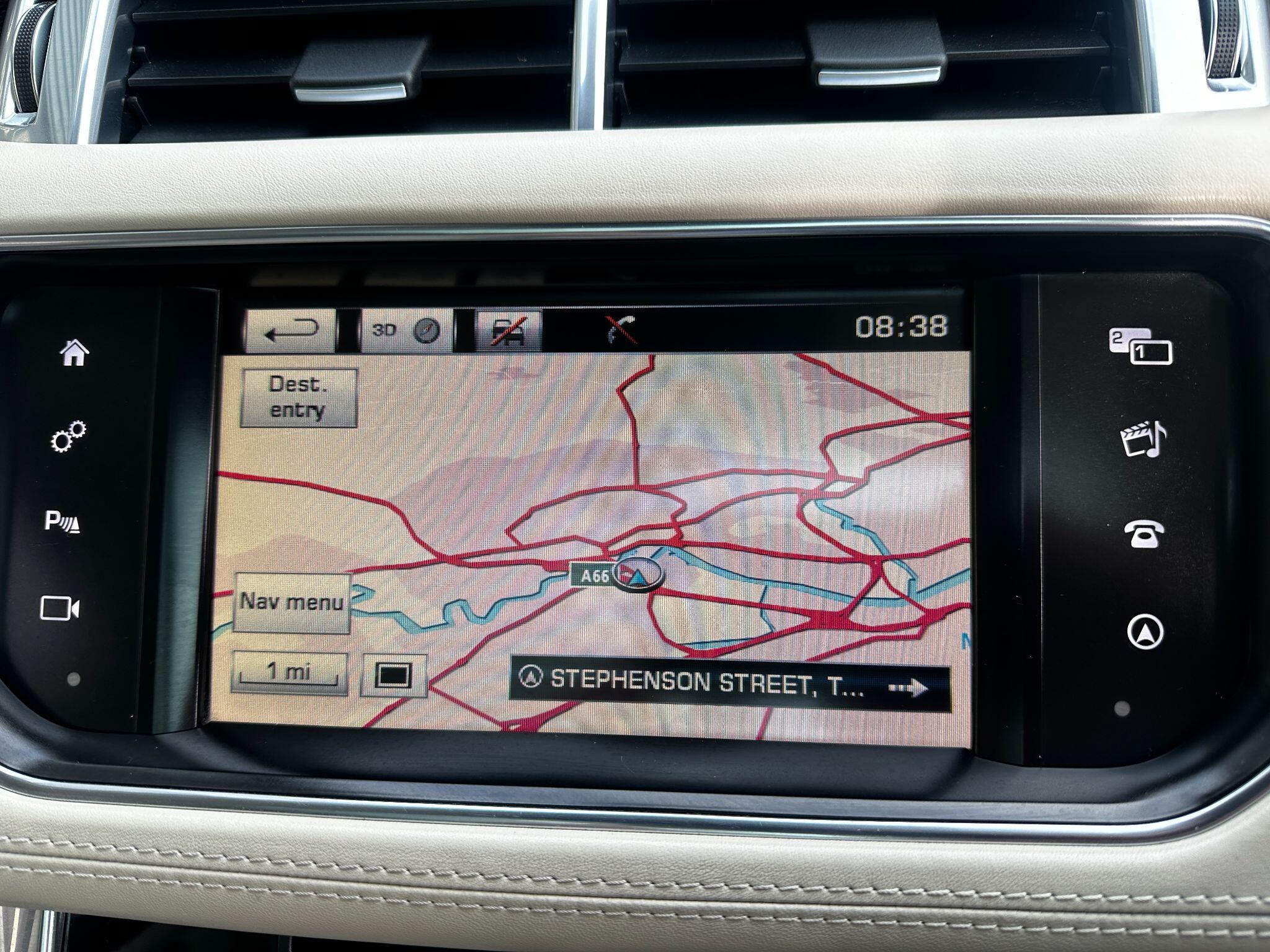 Land Rover Range Rover Sport view 12