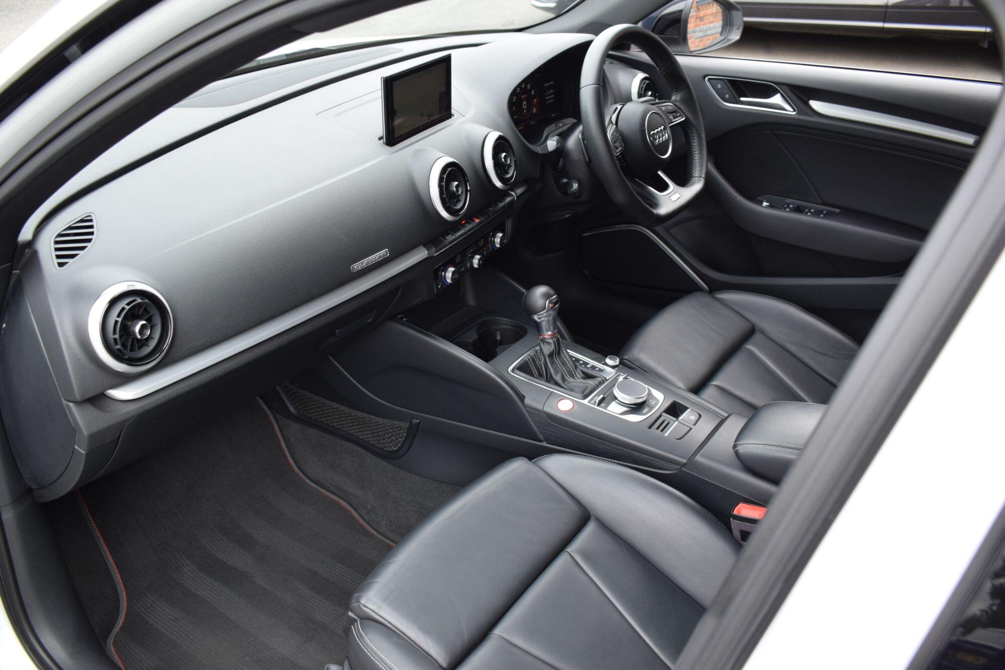 Audi S3 view 32